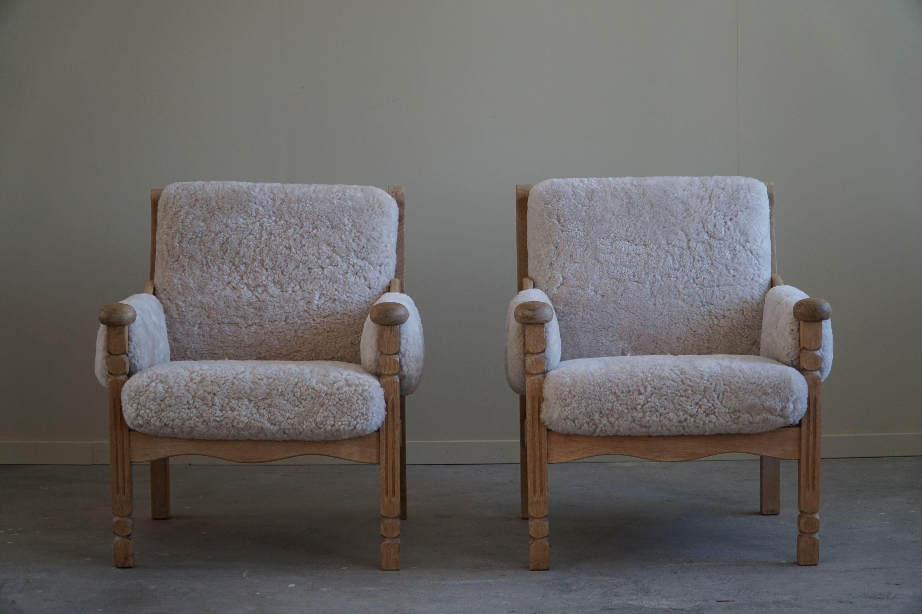 Hand-Crafted Pair of Lounge Chairs in Oak & Lambswool, Danish Modern, Henning Kjærnulf, 1960