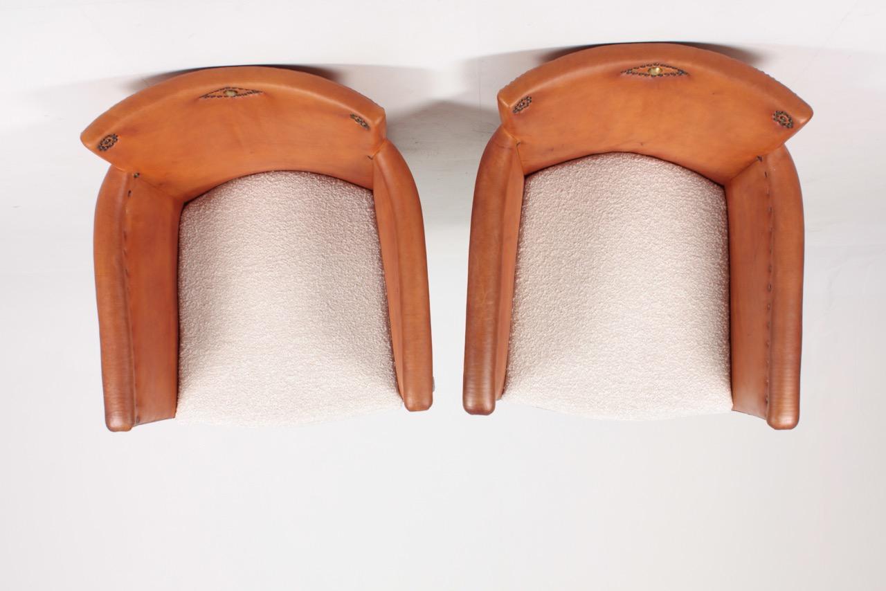Pair of Lounge Chairs in Patinated Leather and Boucle Designed by Otto Schulz 7