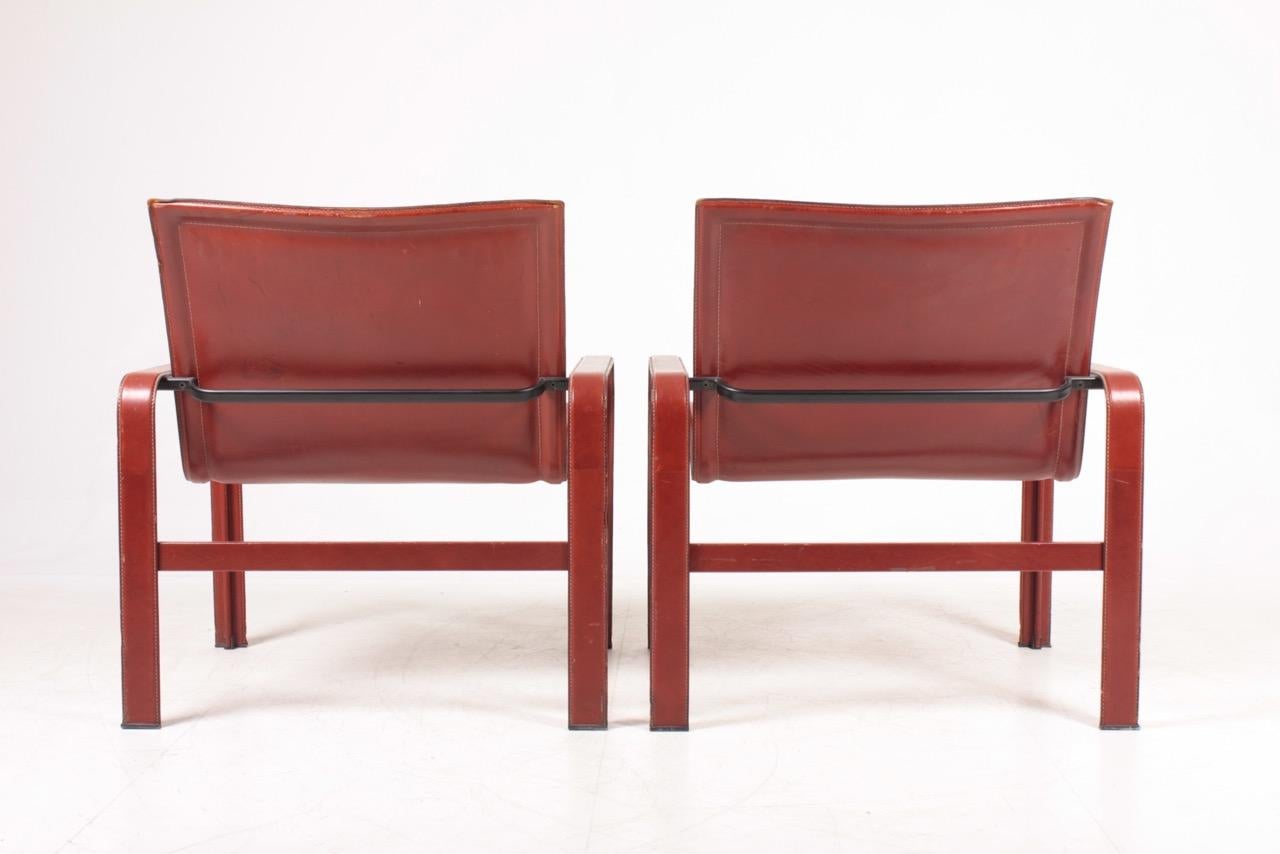 Pair of Lounge Chairs in Patinated Leather by Matteo Grassi, 1970s In Good Condition In Lejre, DK