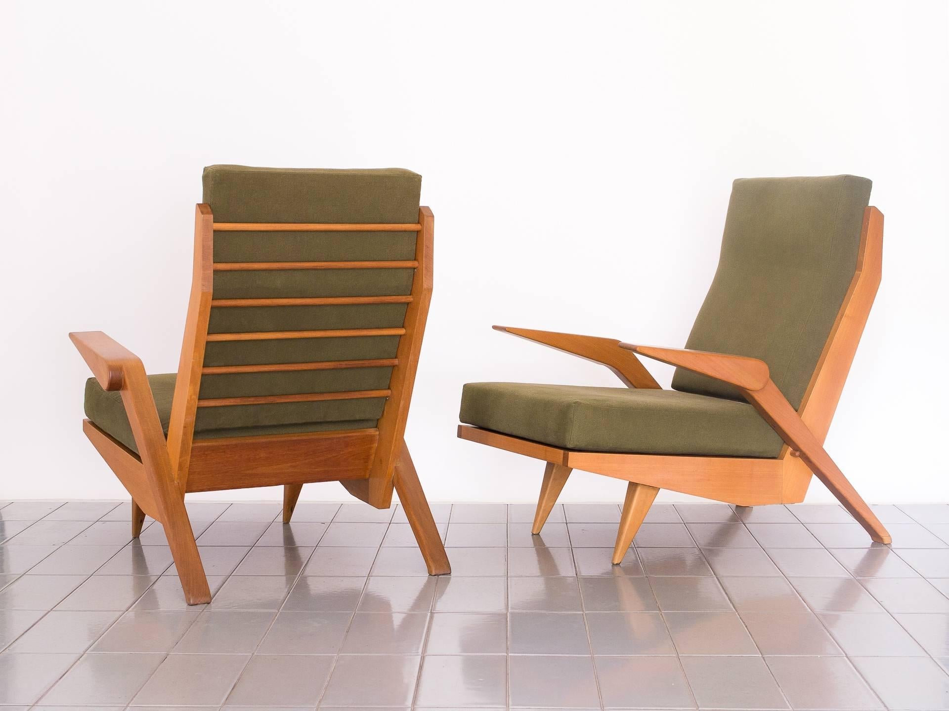 Mid-Century Modern 1950s Pair of Lounge Chairs in Pau Marfim Wood by Acácio Gil Borsoi, Brazil