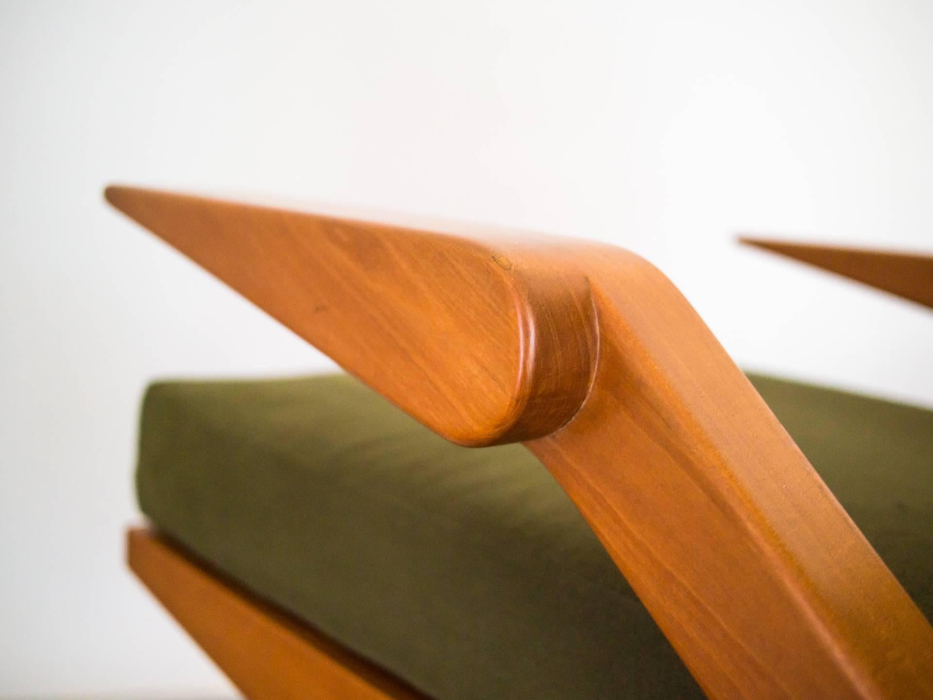 20th Century 1950s Pair of Lounge Chairs in Pau Marfim Wood by Acácio Gil Borsoi, Brazil