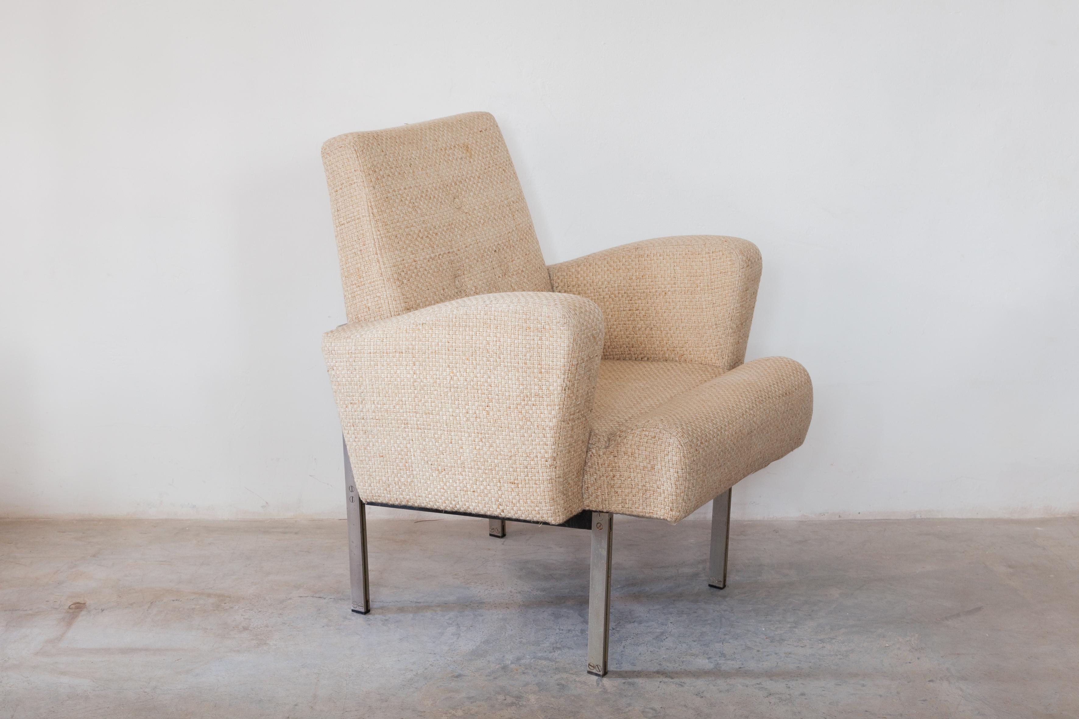 Pair of Lounge Chairs in Style of Milo Baughman for Thayer Coggin 2