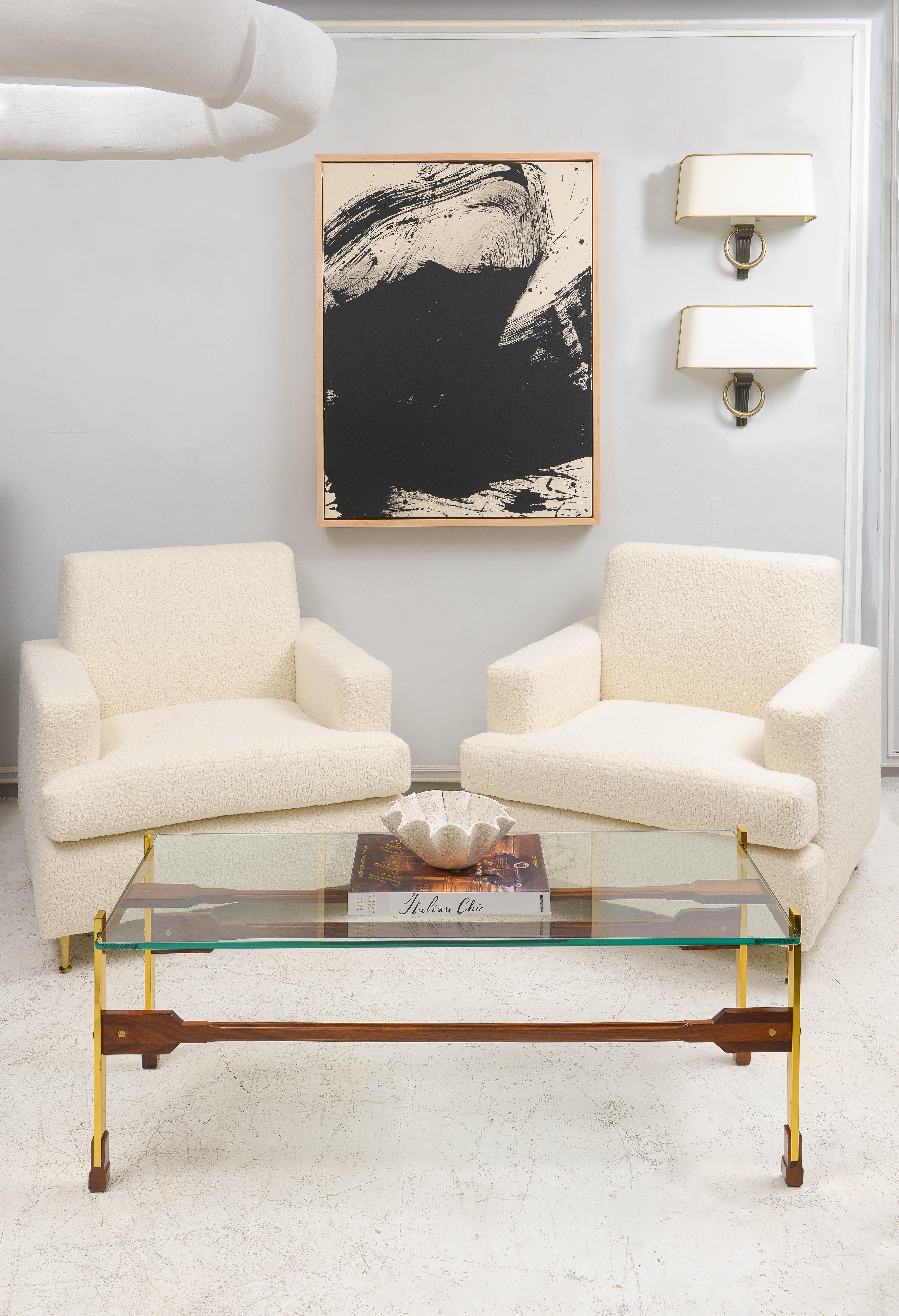 Maßgefertigtes Paar Loungesessel in der Art von Jean Michel Frank (Moderne der Mitte des Jahrhunderts) im Angebot