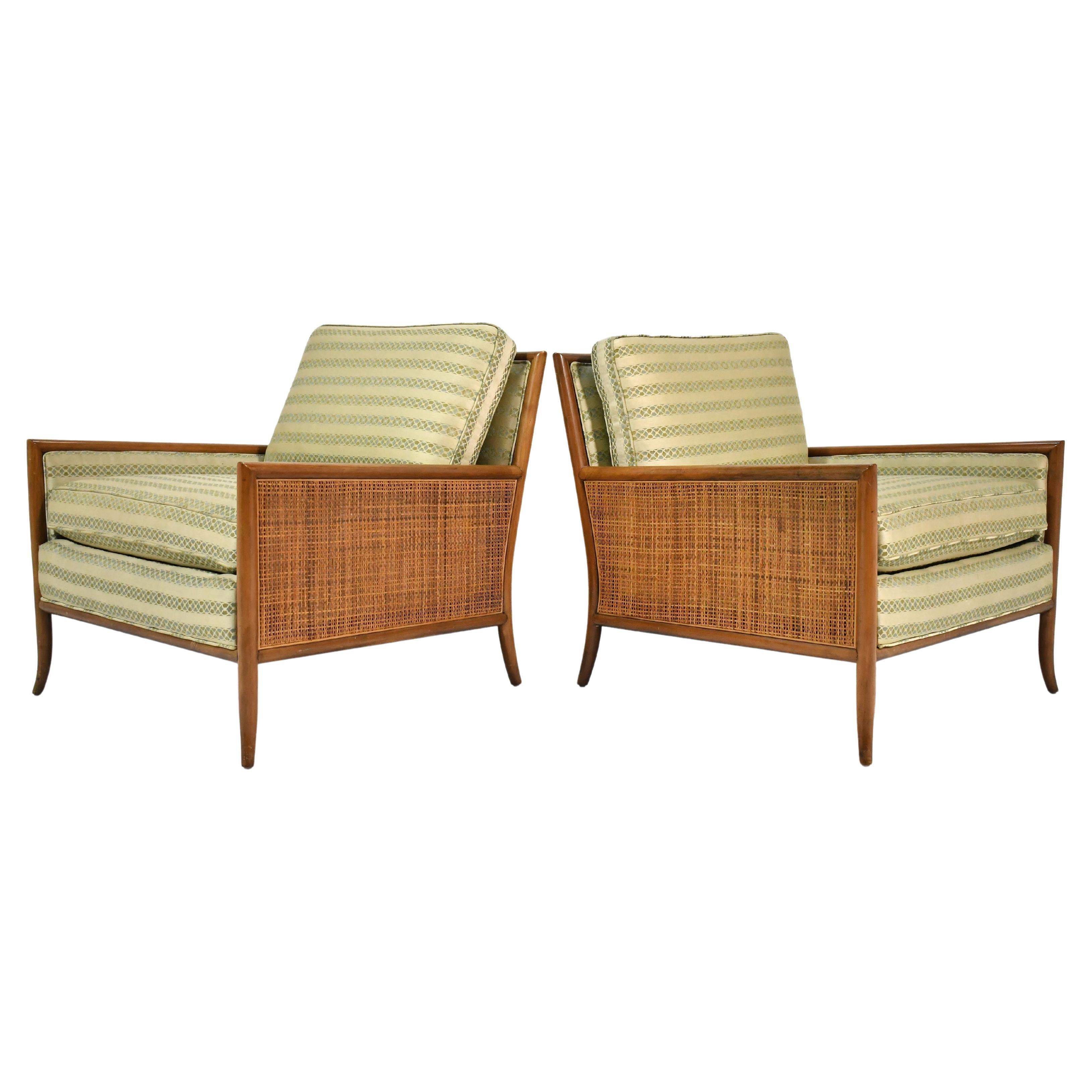 Pair of Lounge Chairs in the Manner of T.H. Robsjohn-Gibbings For Sale
