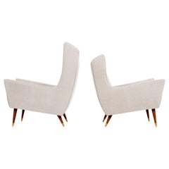 Pair of Lounge Chairs in the Style of Gio Ponti