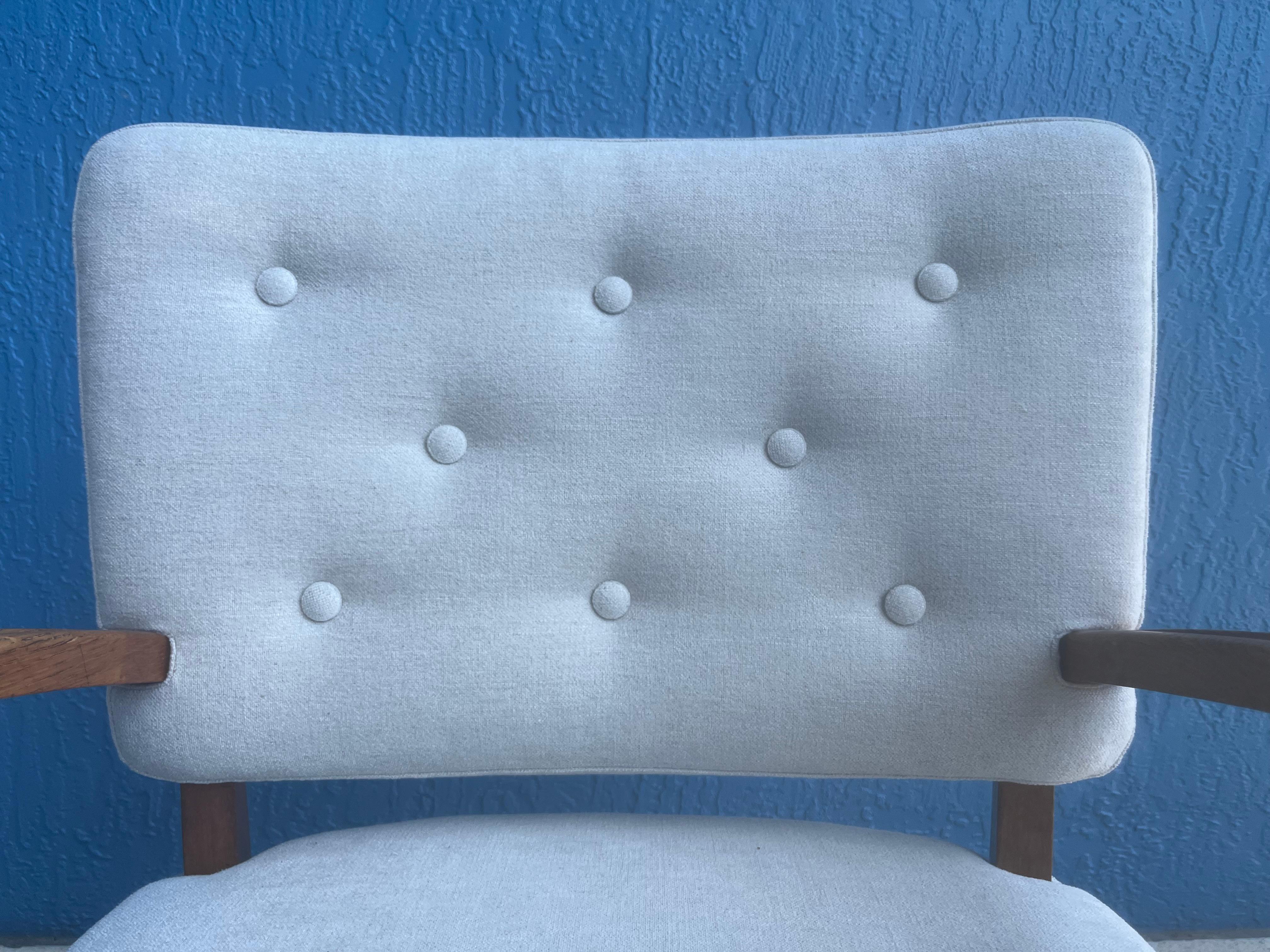 Paire de chaises longues dans le style Vilhelm Lauritzen, Danemark années 1940, Oak, Beige en vente 1