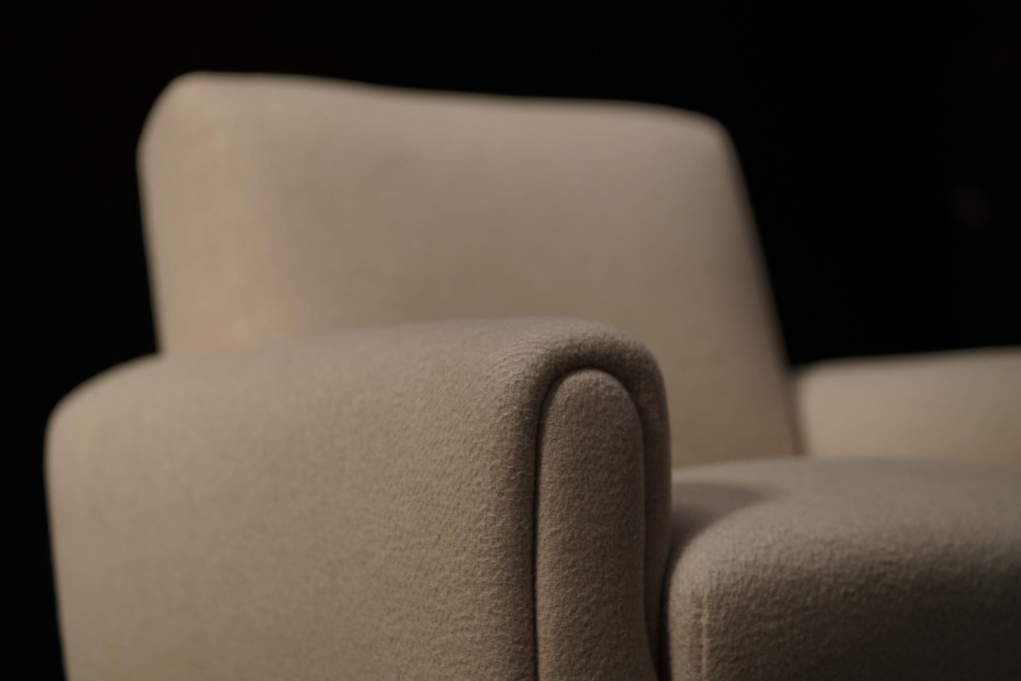 Paar Lounge-Sessel aus Wolle (20. Jahrhundert) im Angebot