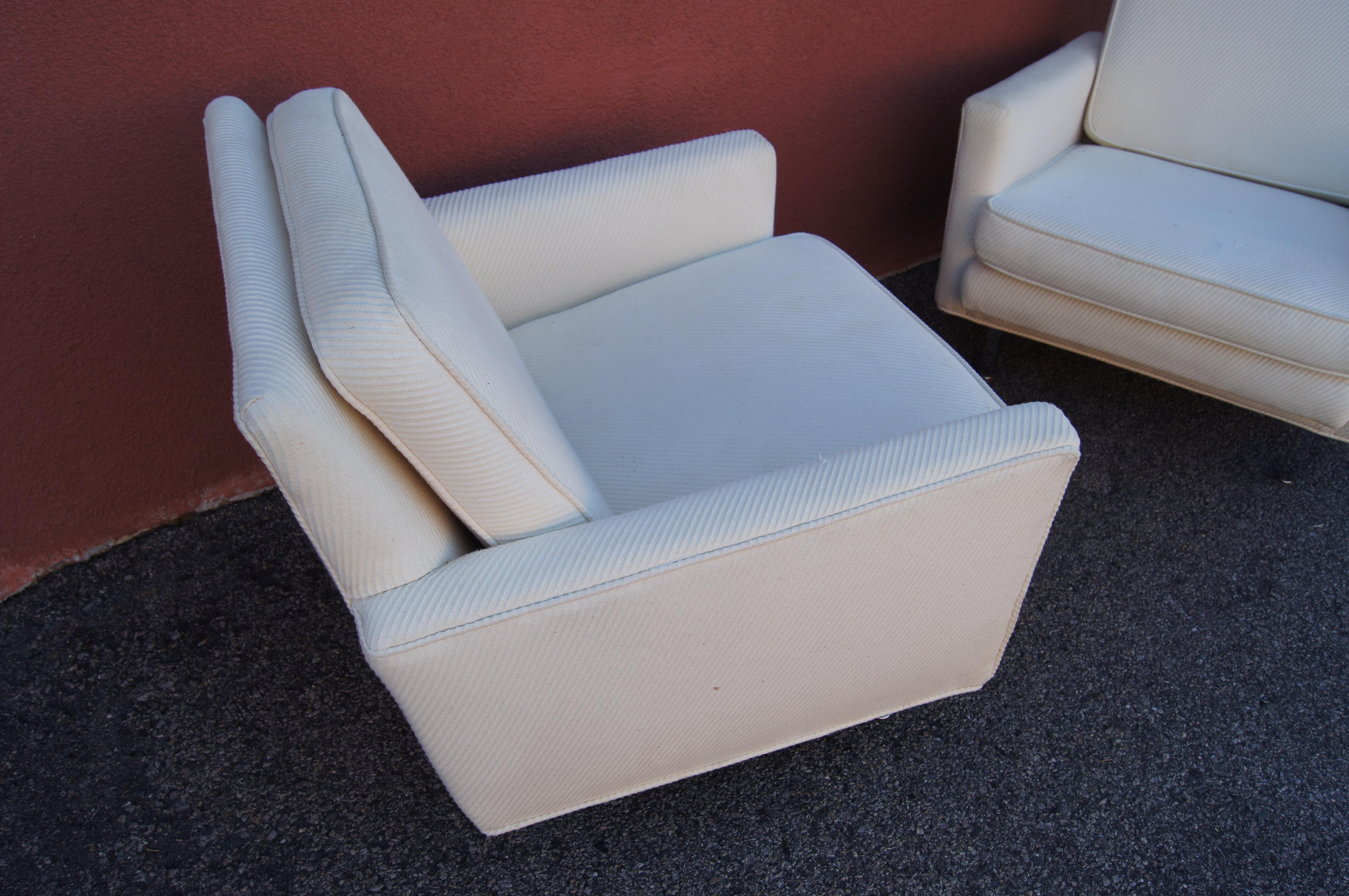 Pair of Lounge Chairs, Model 5681, by George Nelson for Herman Miller In Good Condition For Sale In Dorchester, MA