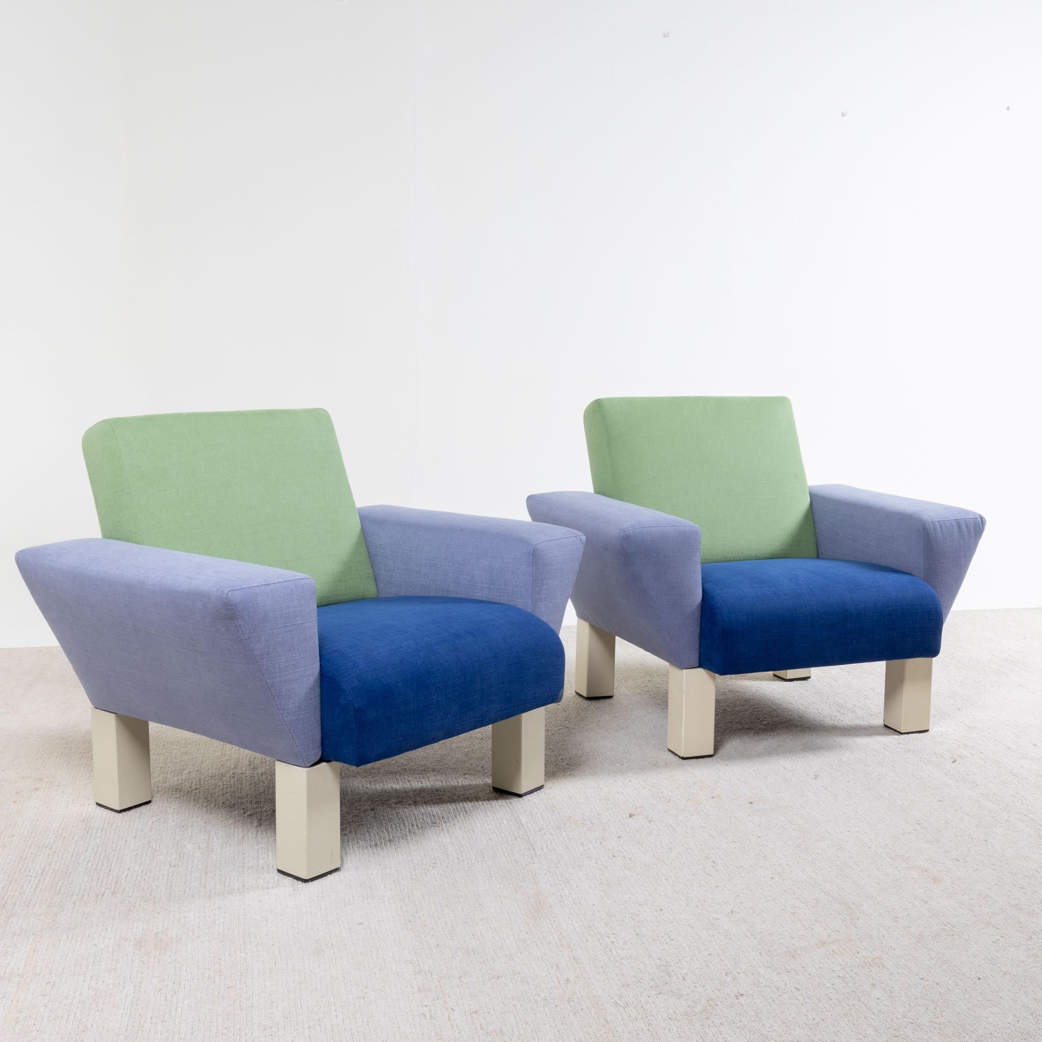Pair of lounge chairs, model 