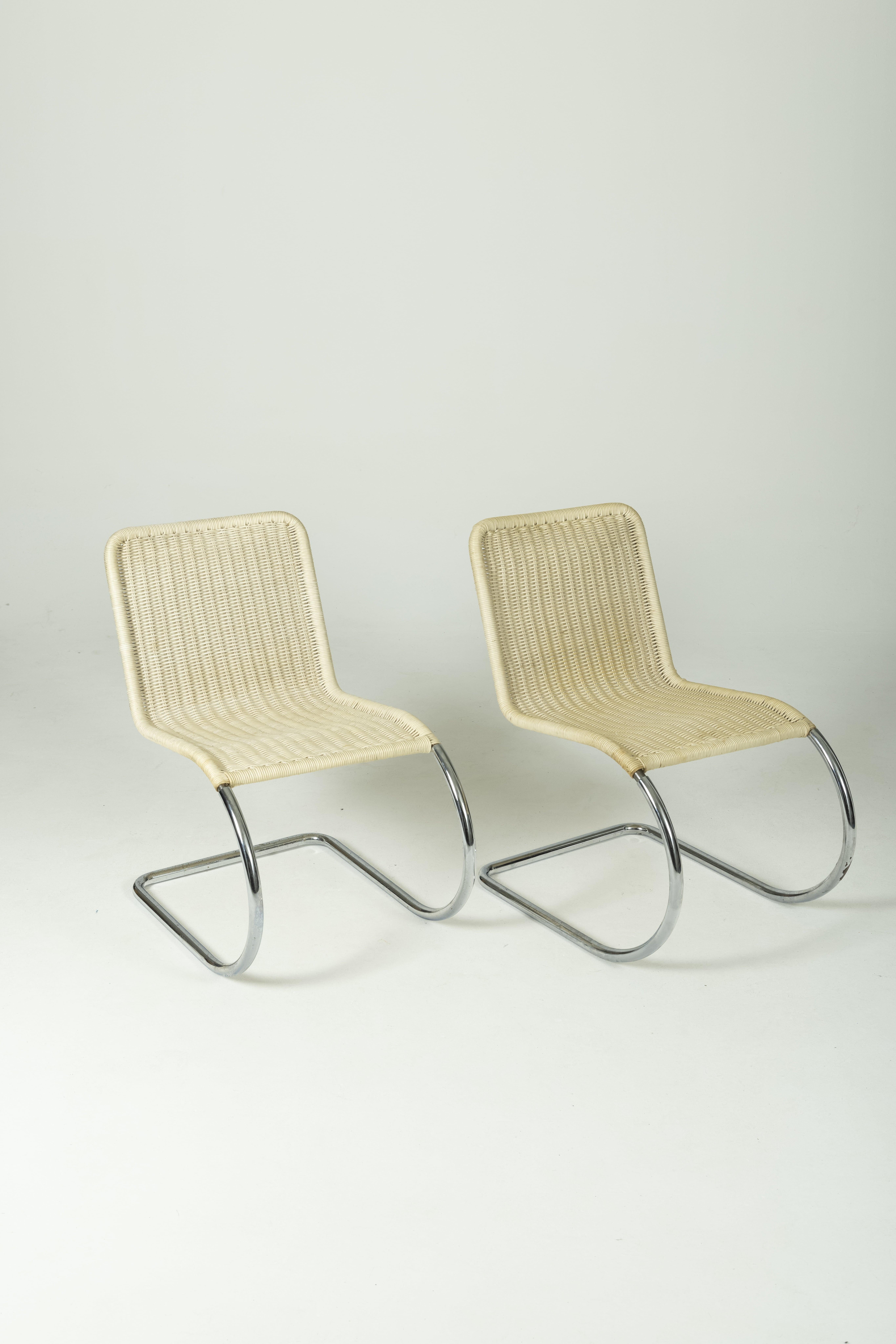 Paire de chaises longuesMR10 de Ludwig Mies Van Der Rohe en vente 4