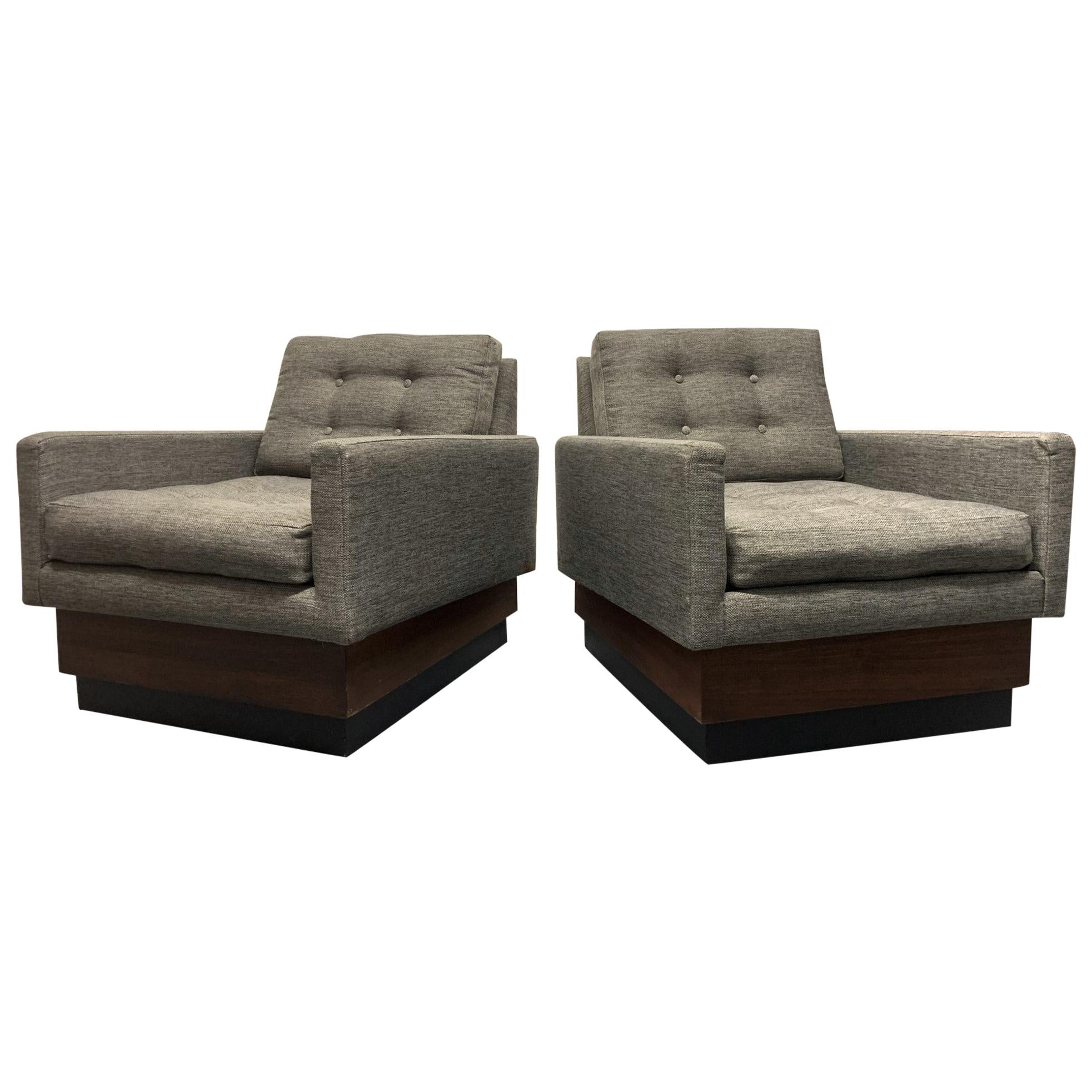 Pair of Lounge Chairs on Plinth Base For Sale