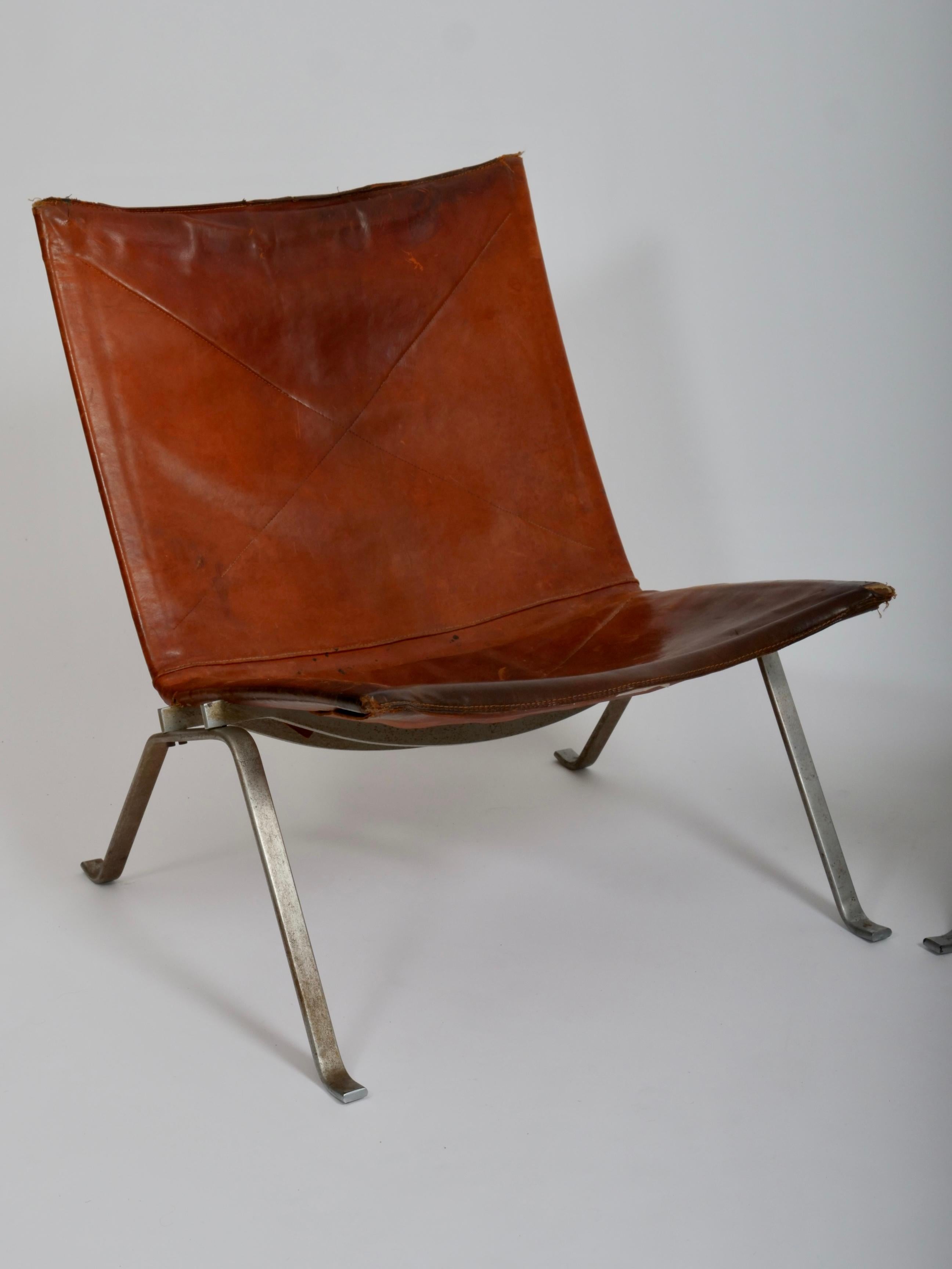 Danish Pair of Lounge Chairs PK22 by Poul Kjaerholm for E. Kold Christensen c1960 For Sale