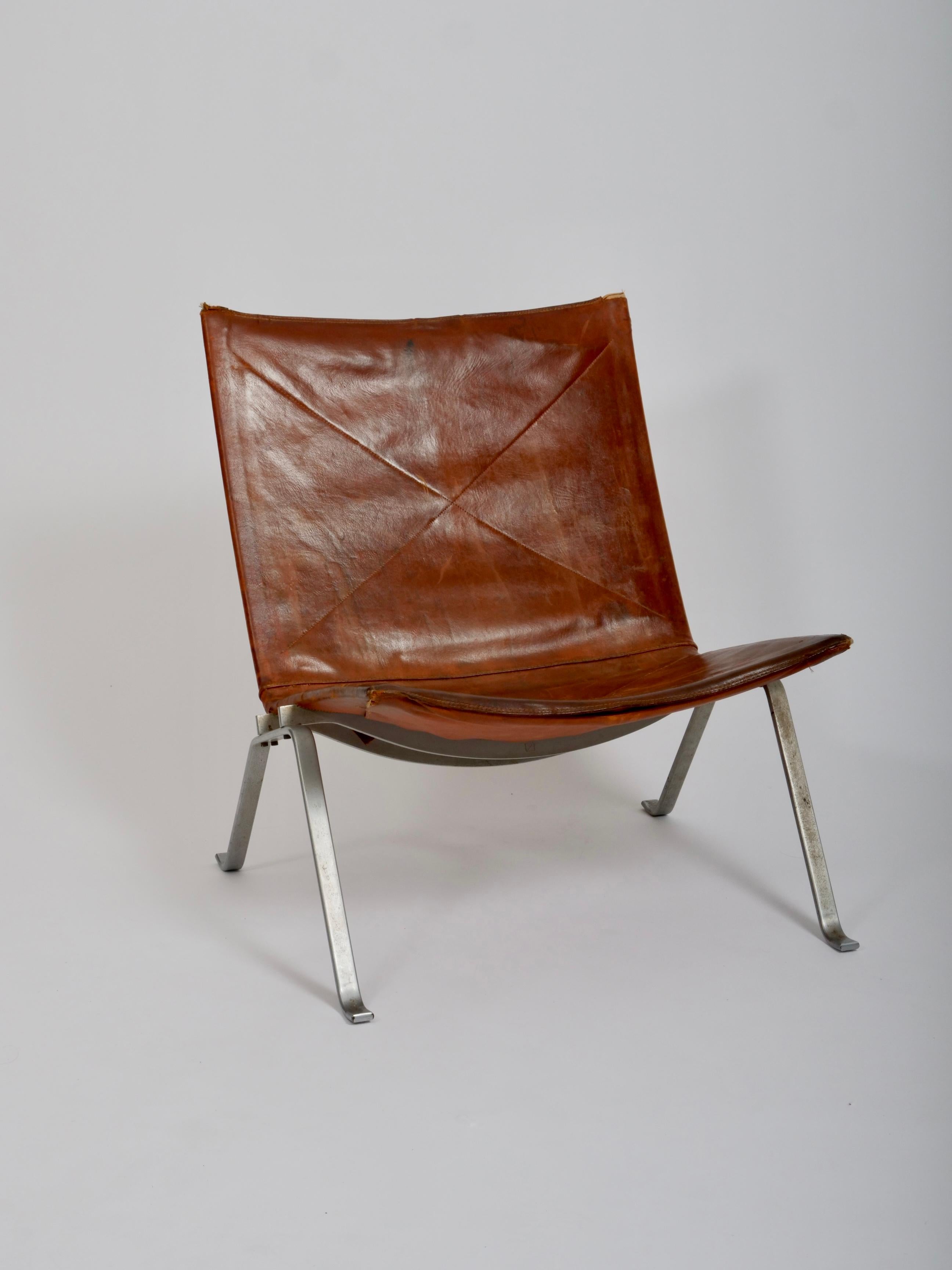 Pair of Lounge Chairs PK22 by Poul Kjaerholm for E. Kold Christensen c1960 For Sale 1