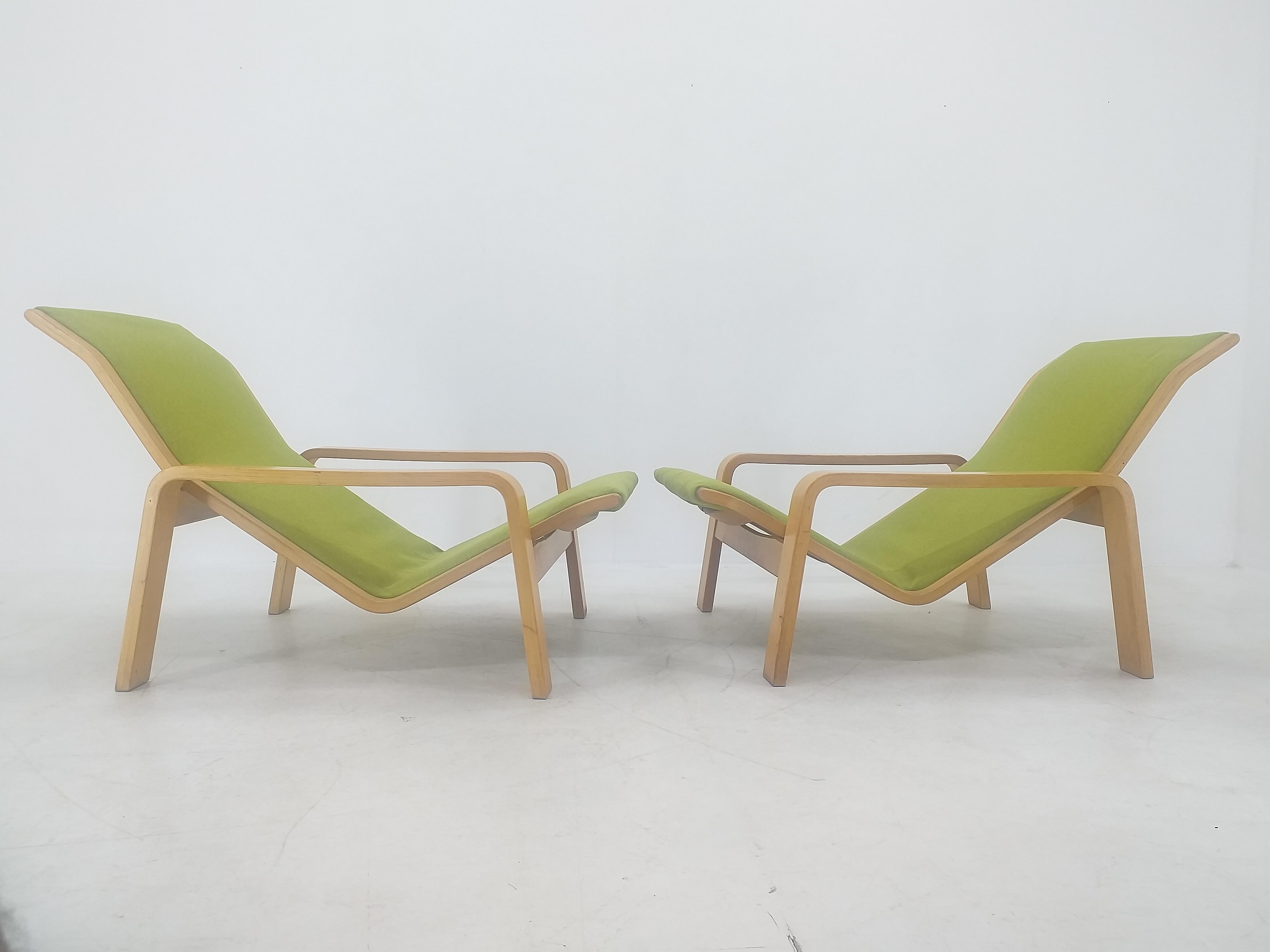 Pair of Lounge Chairs Pulkka, Ilmari Lappalainen for ASKO, Finland, 1970s For Sale 4