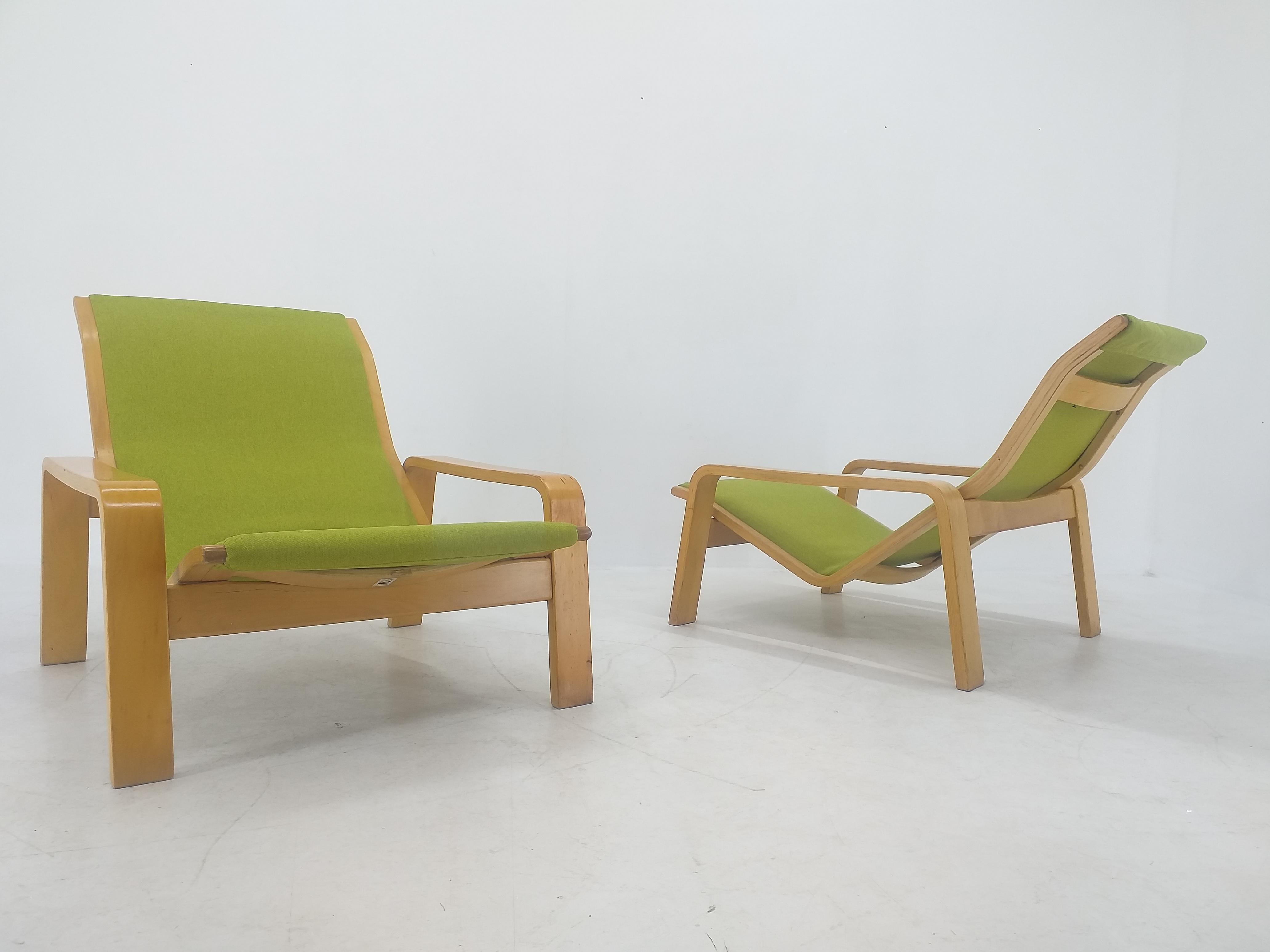 Pair of Lounge Chairs Pulkka, Ilmari Lappalainen for ASKO, Finland, 1970s For Sale 7