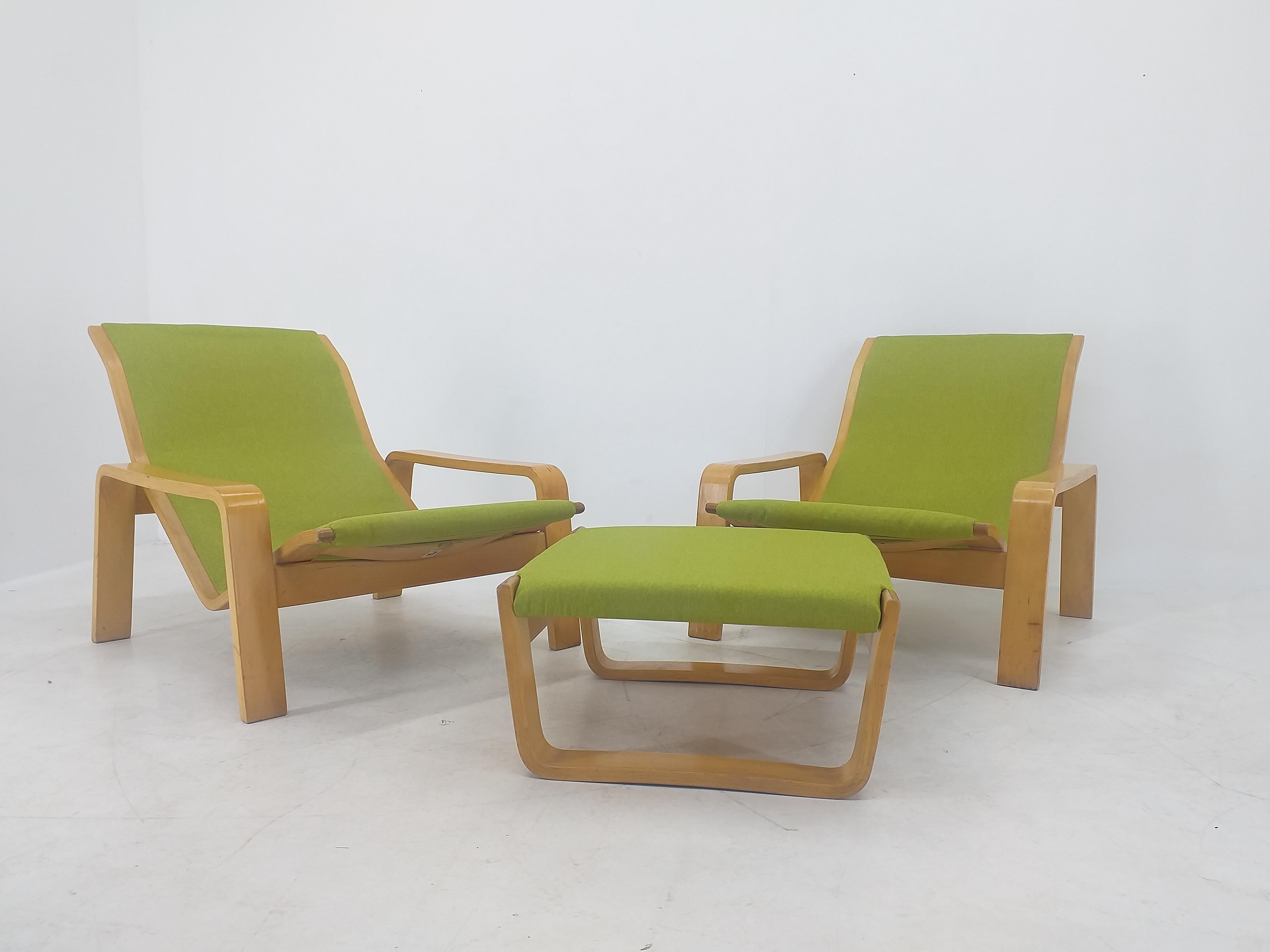 Fabric Pair of Lounge Chairs Pulkka, Ilmari Lappalainen for ASKO, Finland, 1970s For Sale