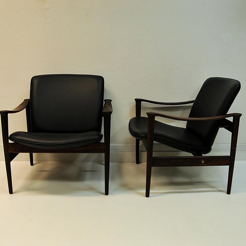 Norwegian Pair of Lounge Chairs Rosewood 711 by Fredrik Kayser-Vatne Lenestolfabrikk 1960s