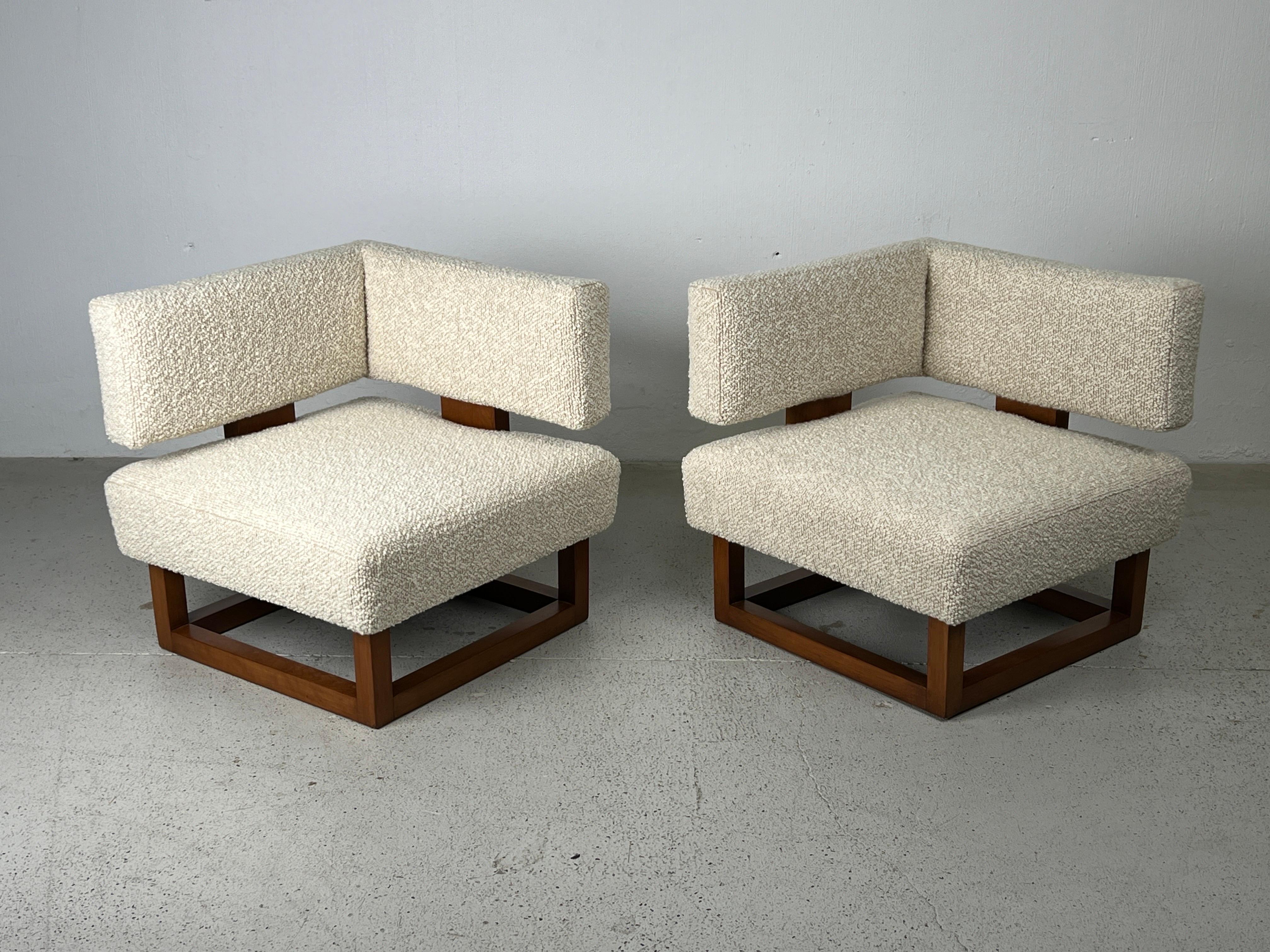 Pair of Lounge Chairs / Settee by Brown Saltman  For Sale 5