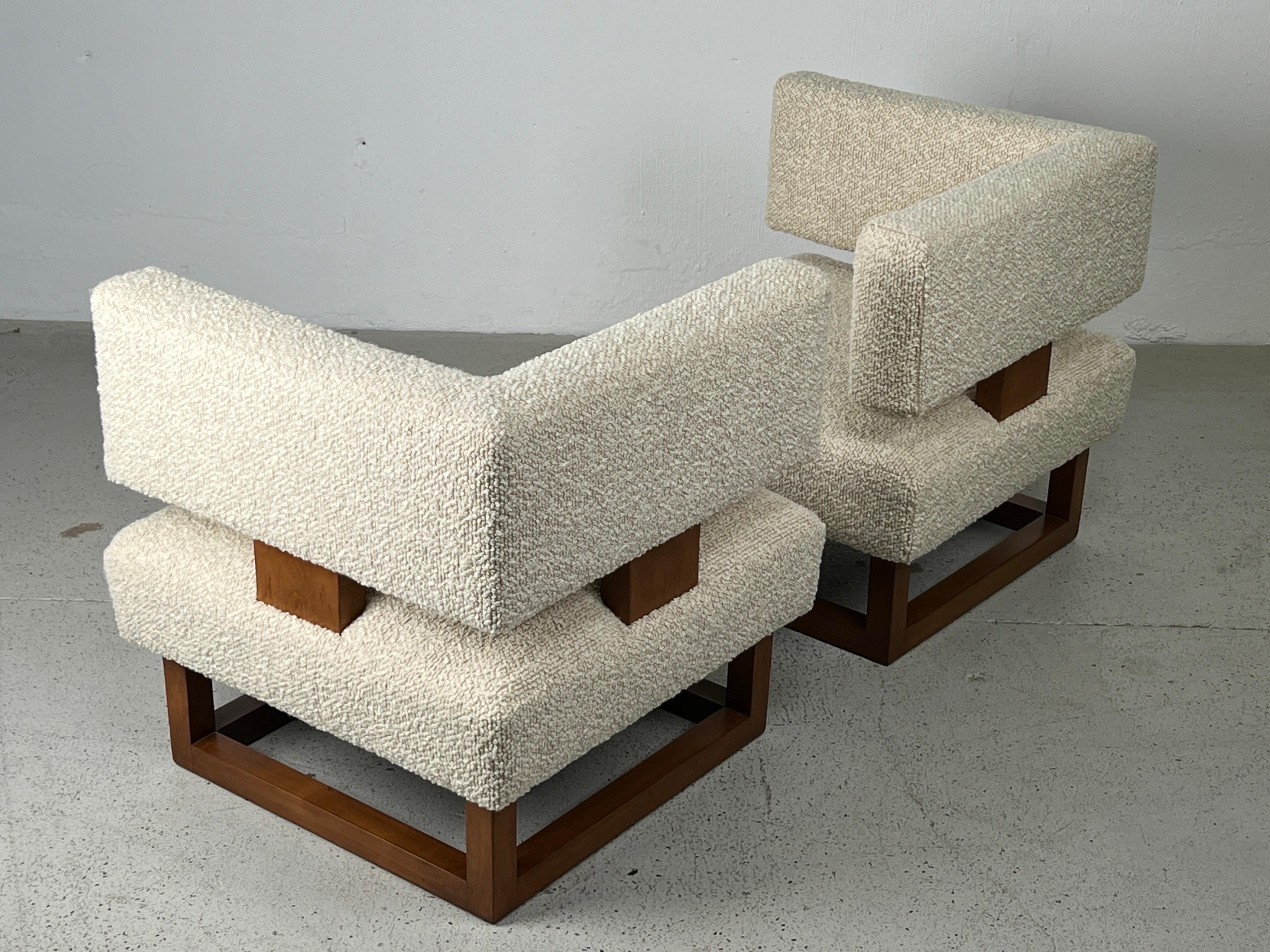 Pair of Lounge Chairs / Settee by Brown Saltman  For Sale 12