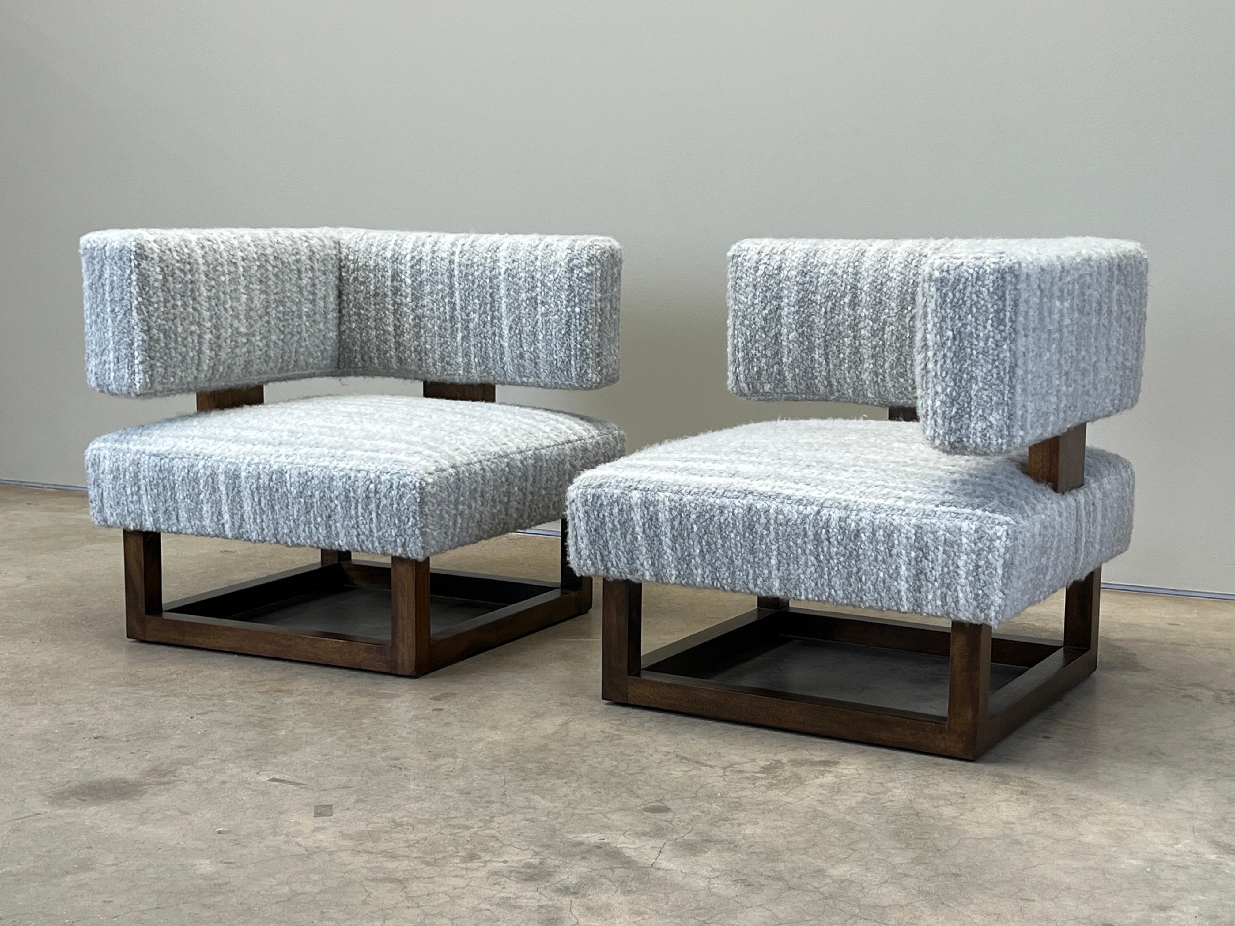 Paar Loungesessel / Settee von Brown Saltman im Angebot 1
