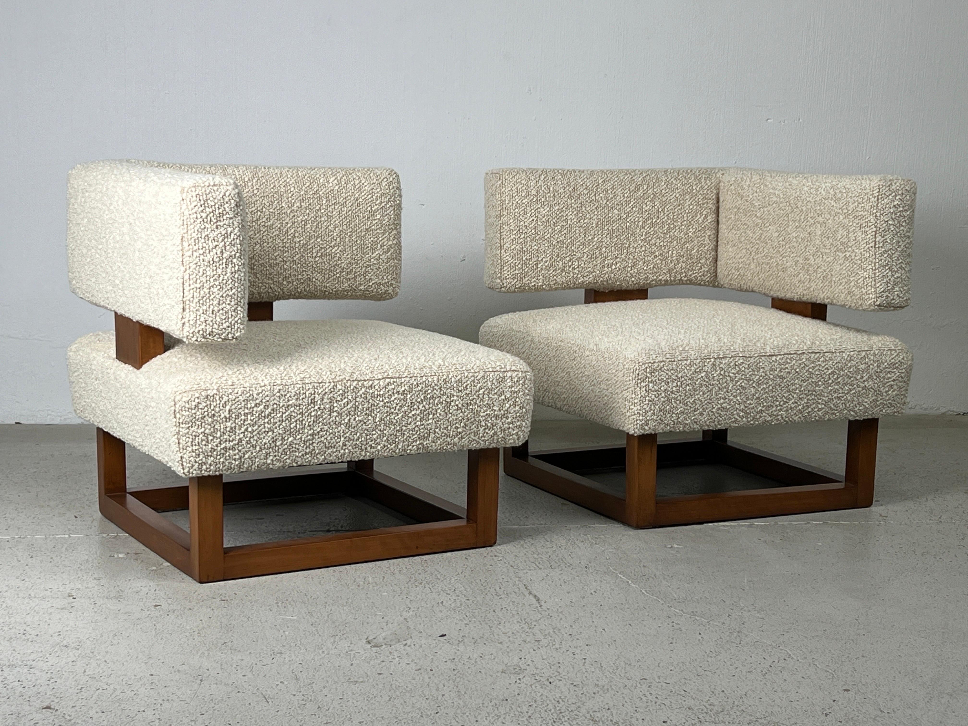 Pair of Lounge Chairs / Settee by Brown Saltman  For Sale 2