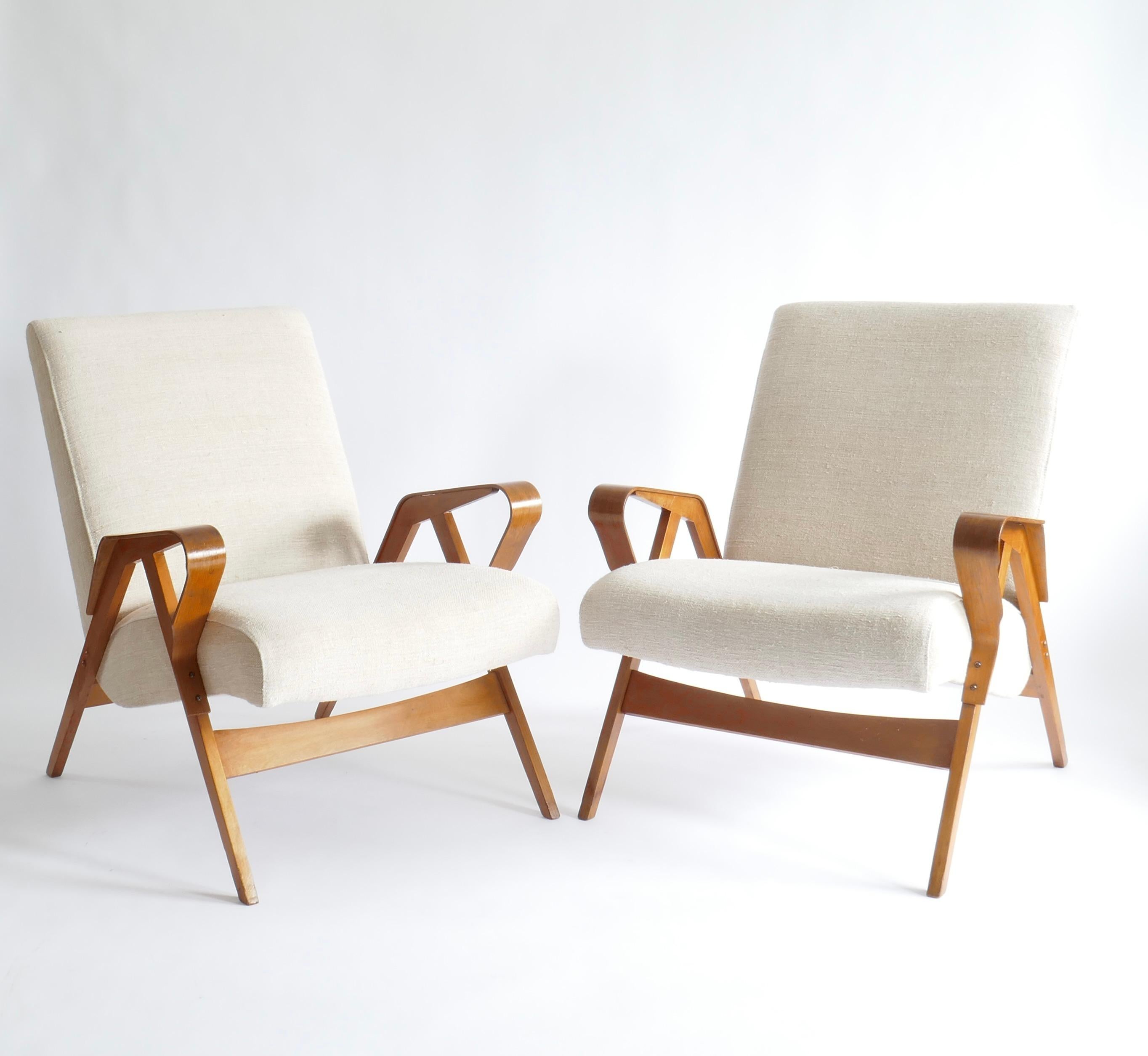 Pair of Lounge Chairs Upholstered in off White Vintage Linen, 1960s 5