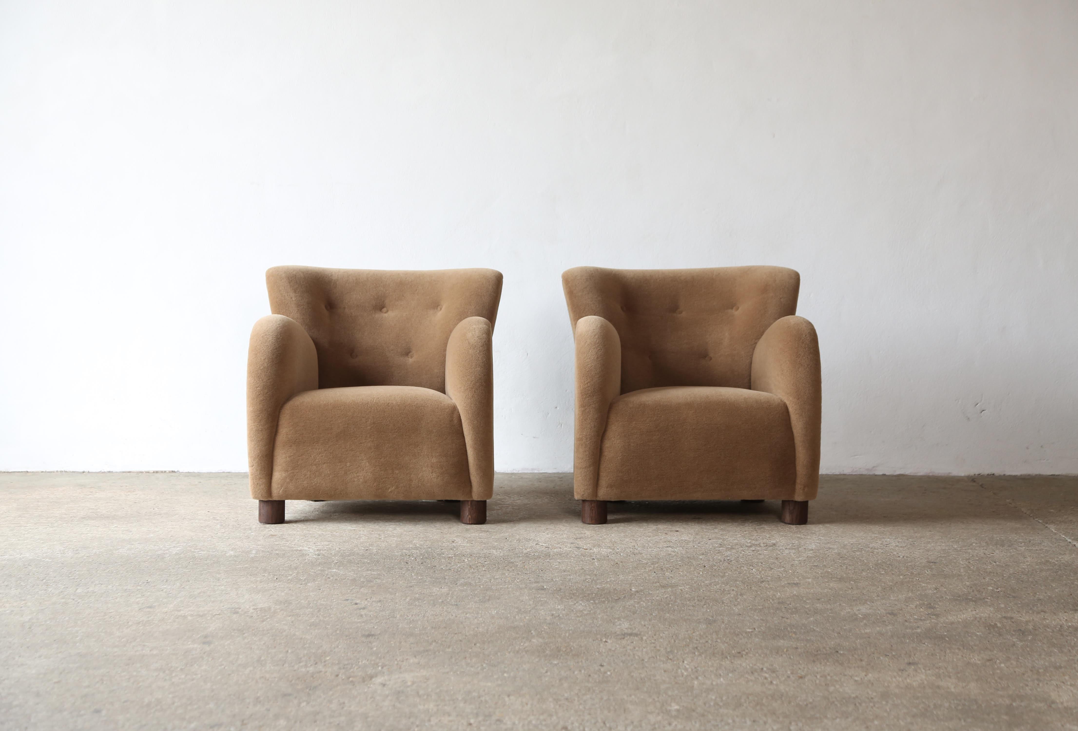 Scandinavian Modern Pair of Lounge Chairs, Upholstered in Pure Alpaca For Sale