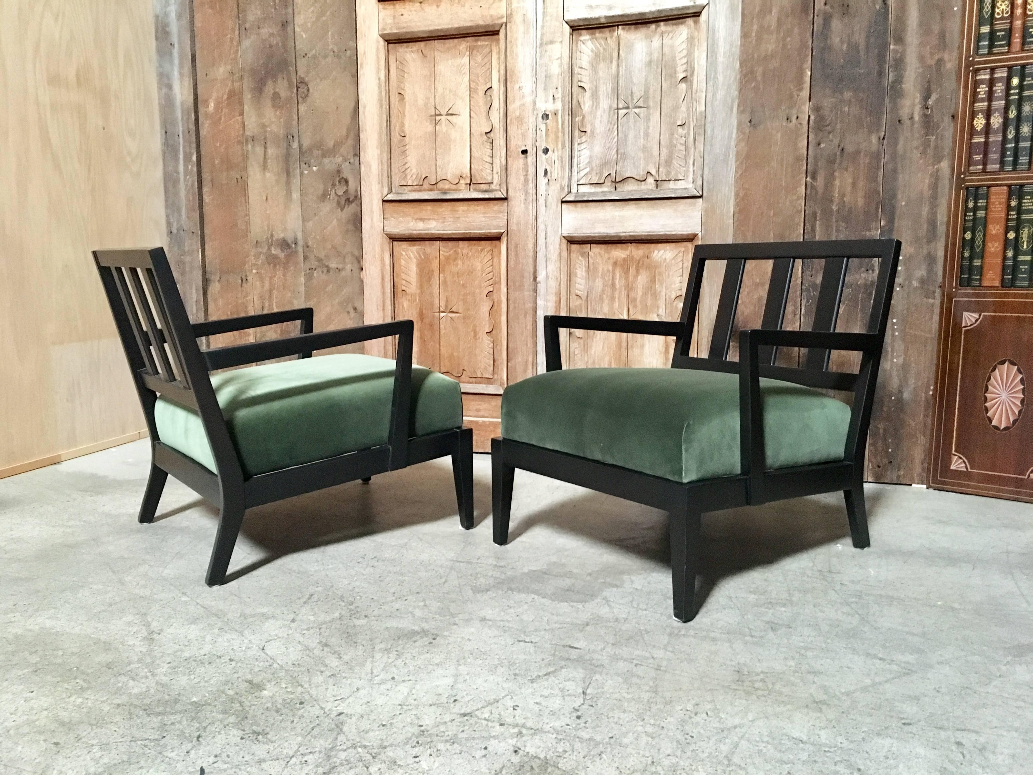 20th Century Pair of Lounge Chairs Very Much in the Style of Billy Haines