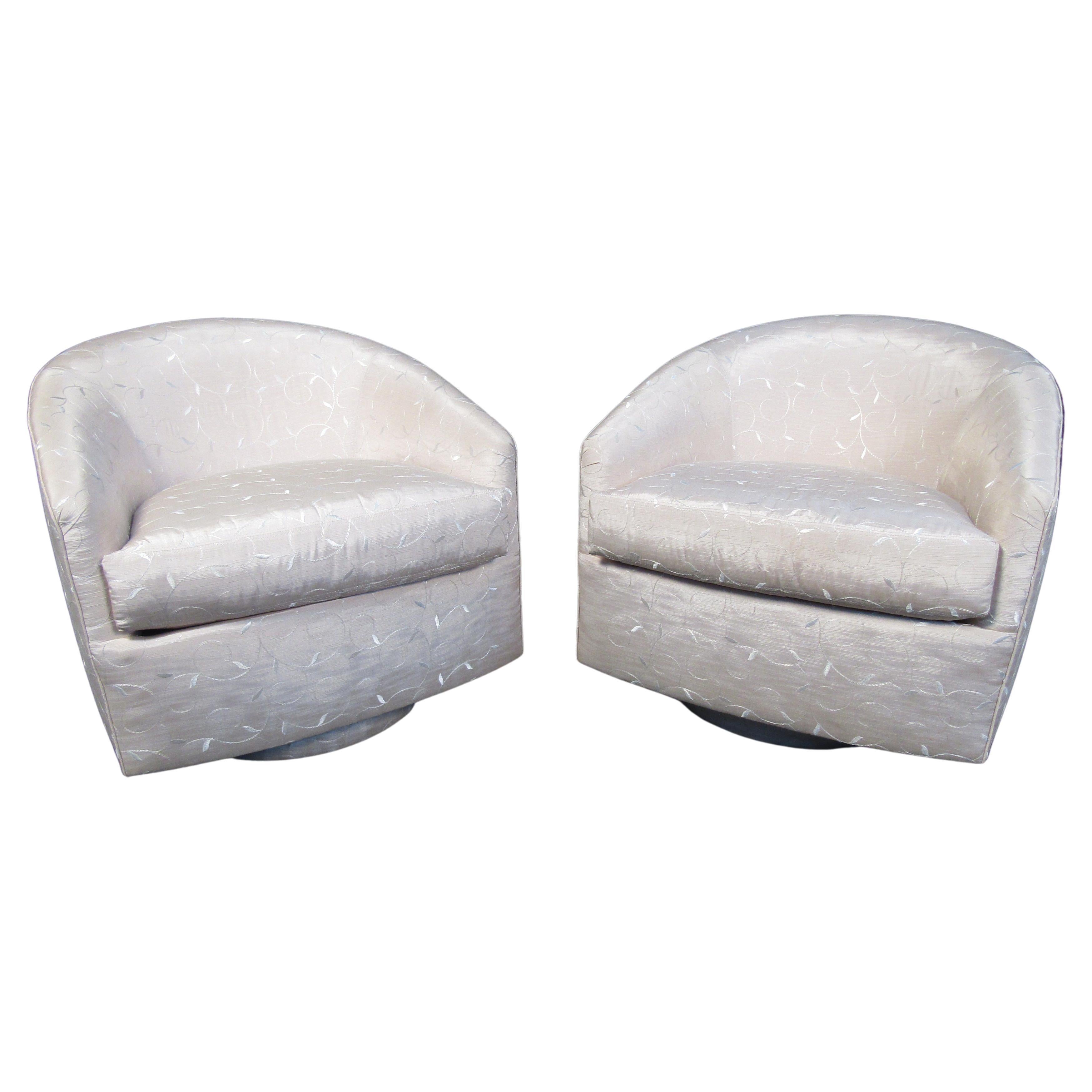 Pair of Lounge Chairs by Directional For Sale