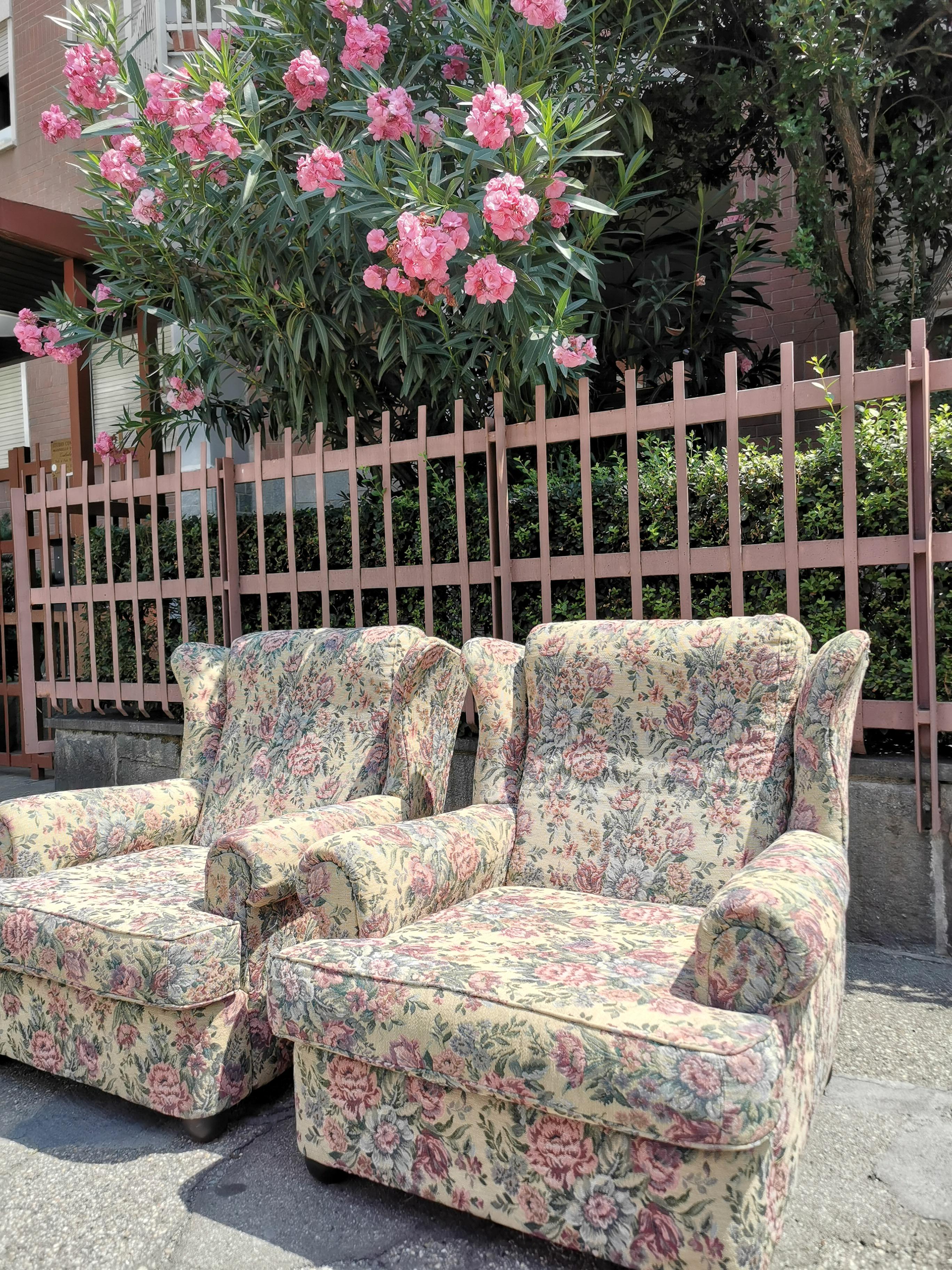 Mid-20th Century Pair of Lounge Chairs with Flower motifs circa 1950 Italy