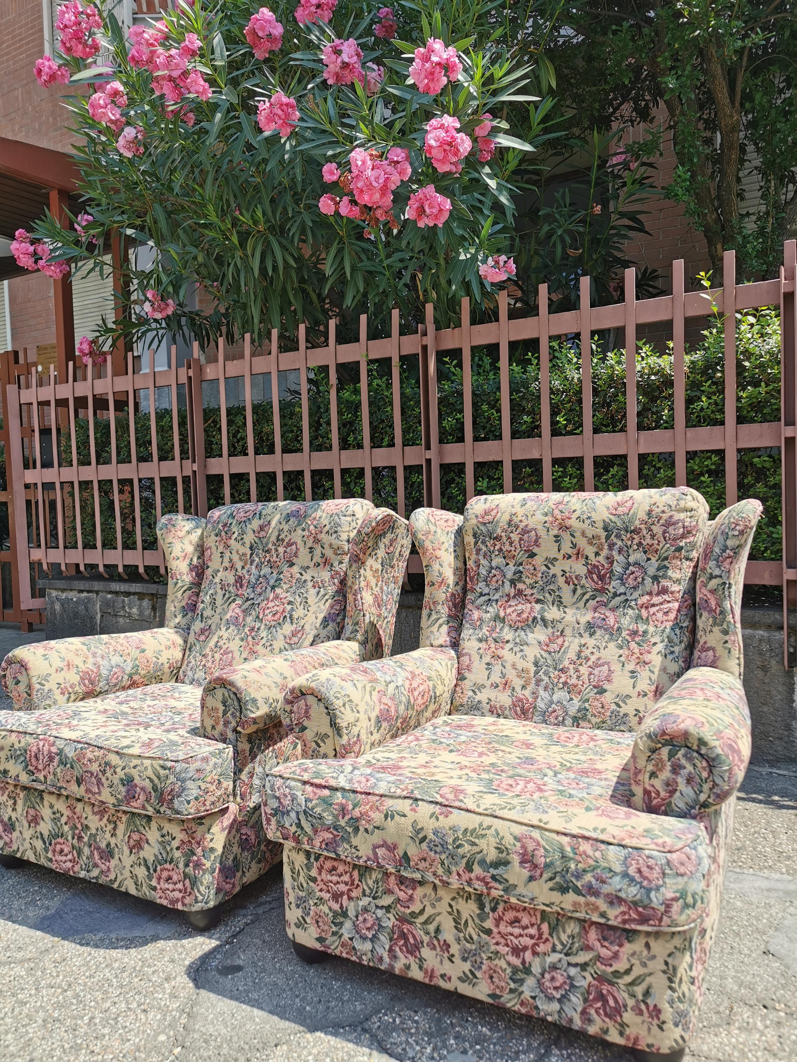 Fabric Pair of Lounge Chairs with Flower motifs circa 1950 Italy