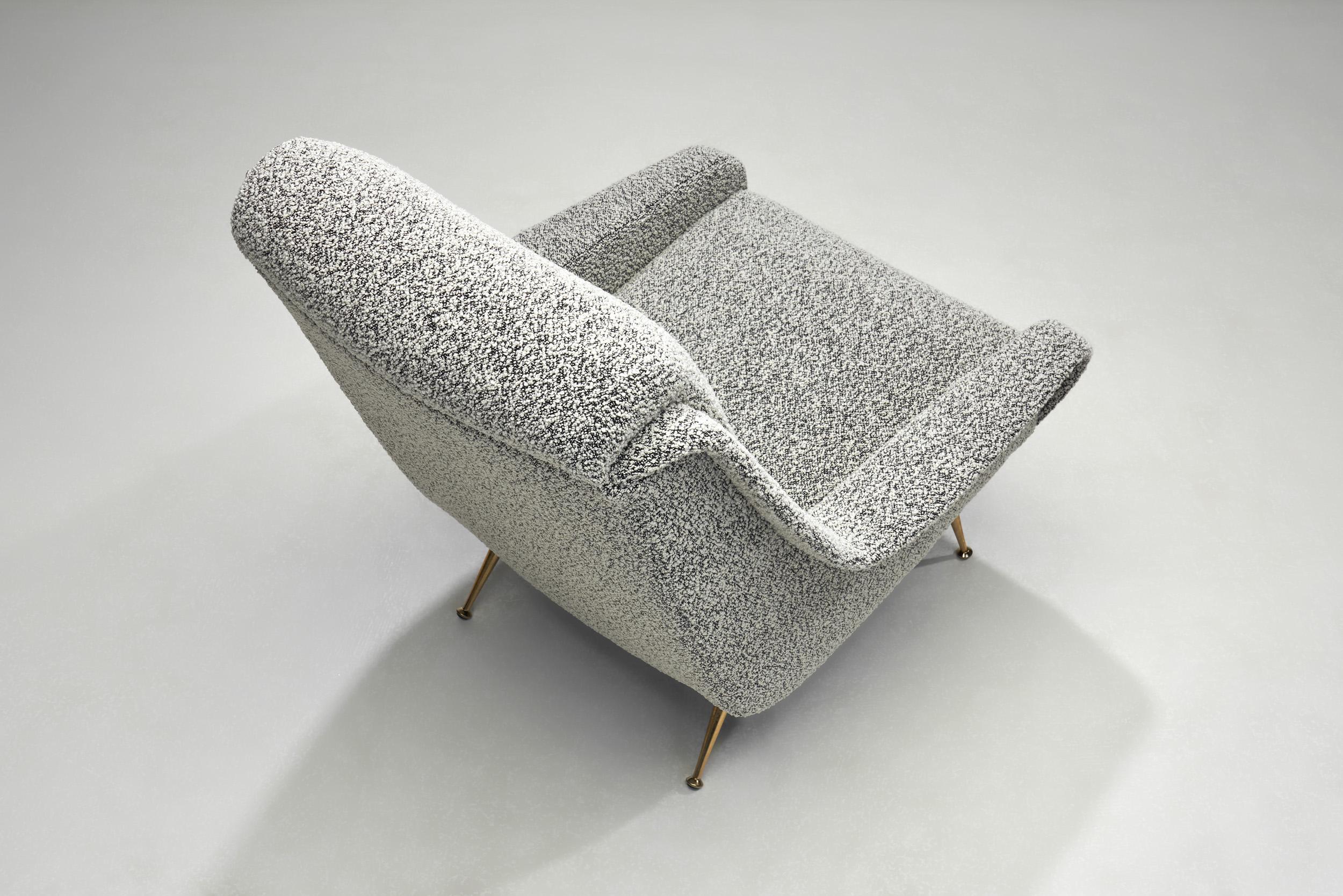 Milieu du XXe siècle Paire de chaises longues avec pieds en laiton doré pour Erton, France circa 1950 en vente