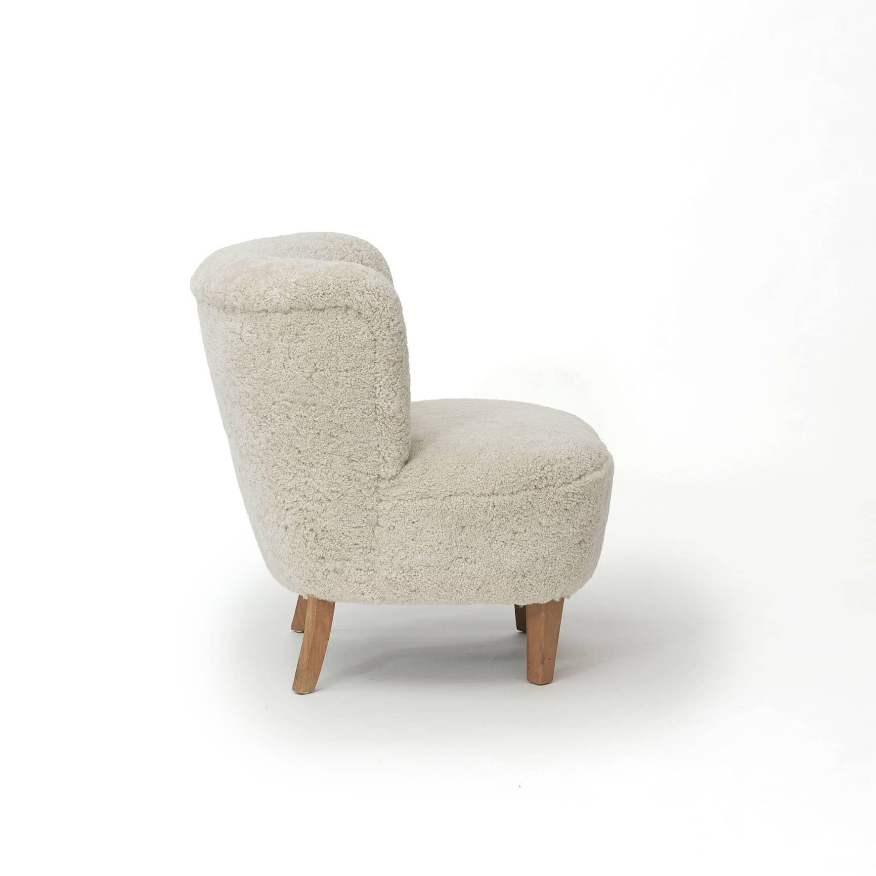 Moderno Coppia di poltrone con pelle d'agnello, design danese, 1940-1950 in vendita