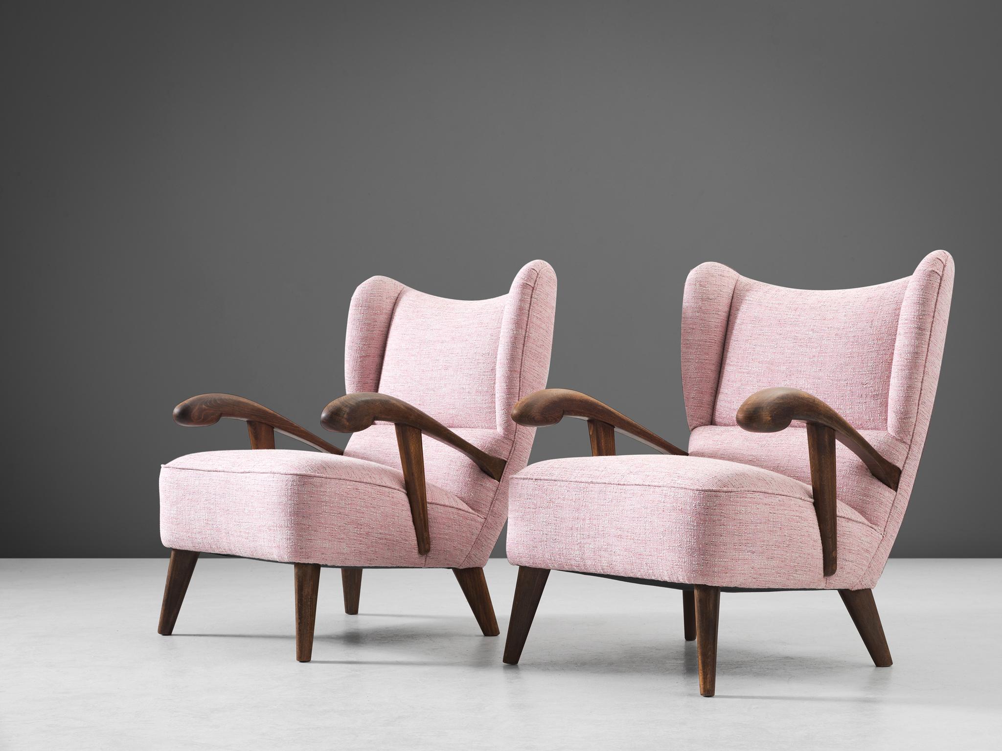 Pair of Lounge Chairs with Sculptural Frame and Pink Upholstery  1