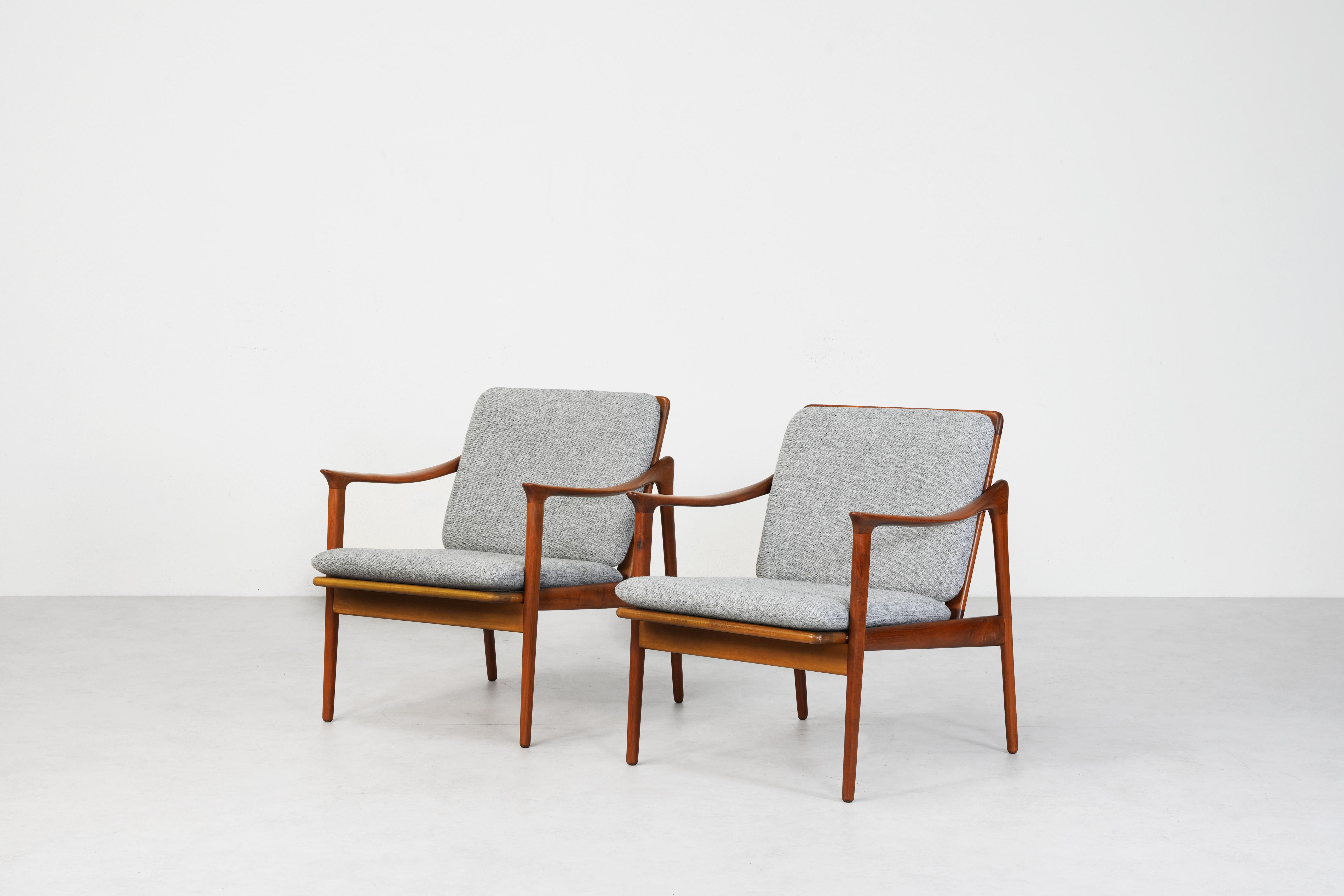 20th Century Pair of Lounge Easy Chairs by Frederik Kayser for Vatne Mobler, Norwary 1960ies For Sale
