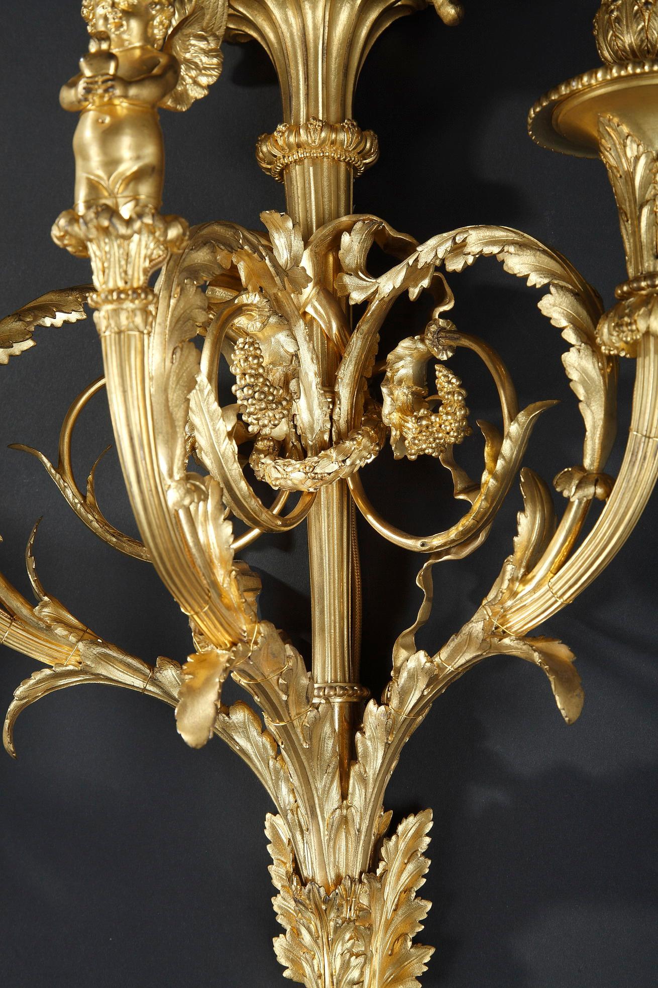 Pair of Gilded Bronze Lovebirds Wall-Lights by G. Denière, France, Circa 1880 For Sale 1