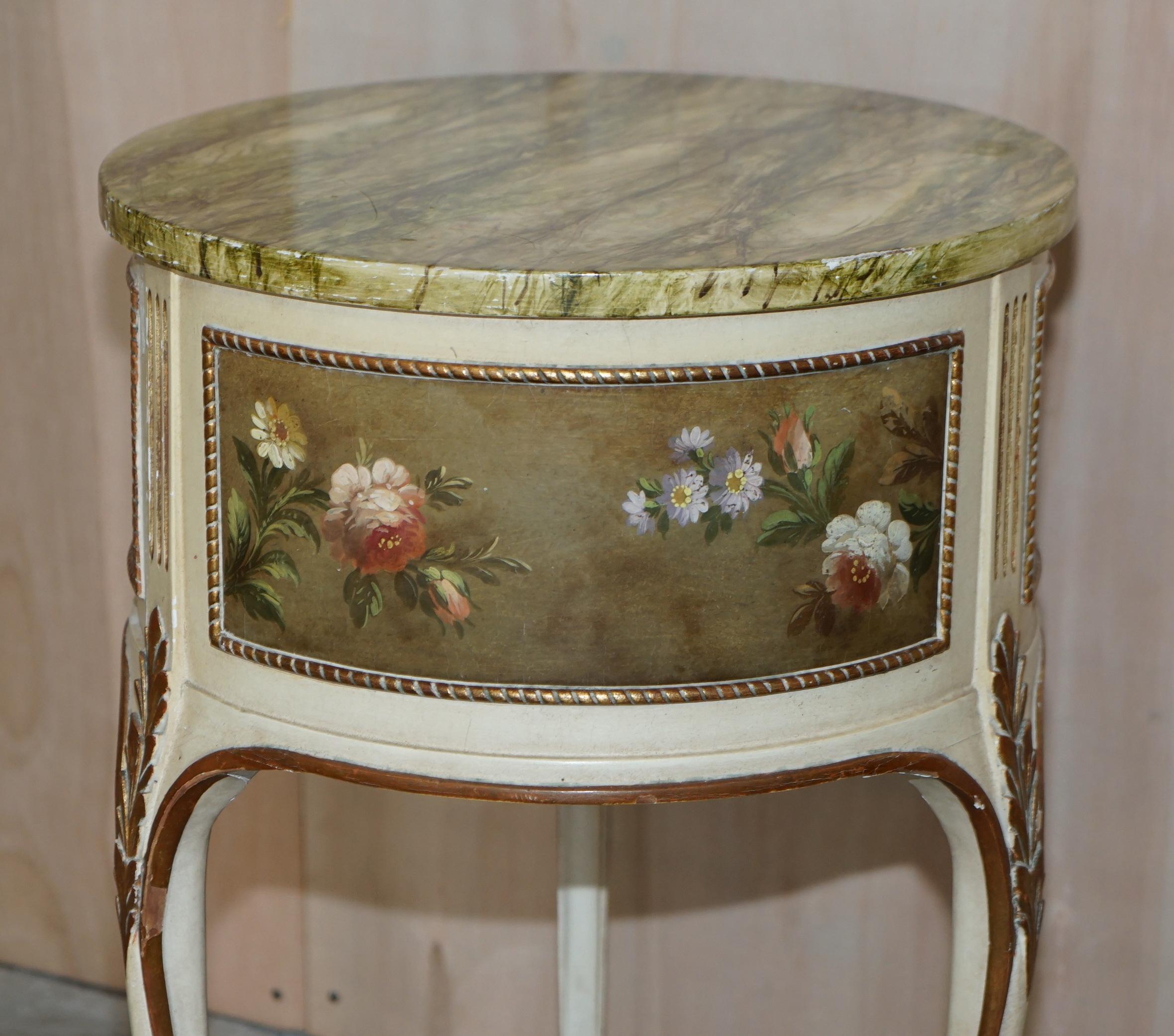 Pair of Lovely Antique Louis XVI Style Floral Hand Painted Side End Lamp Tables For Sale 6