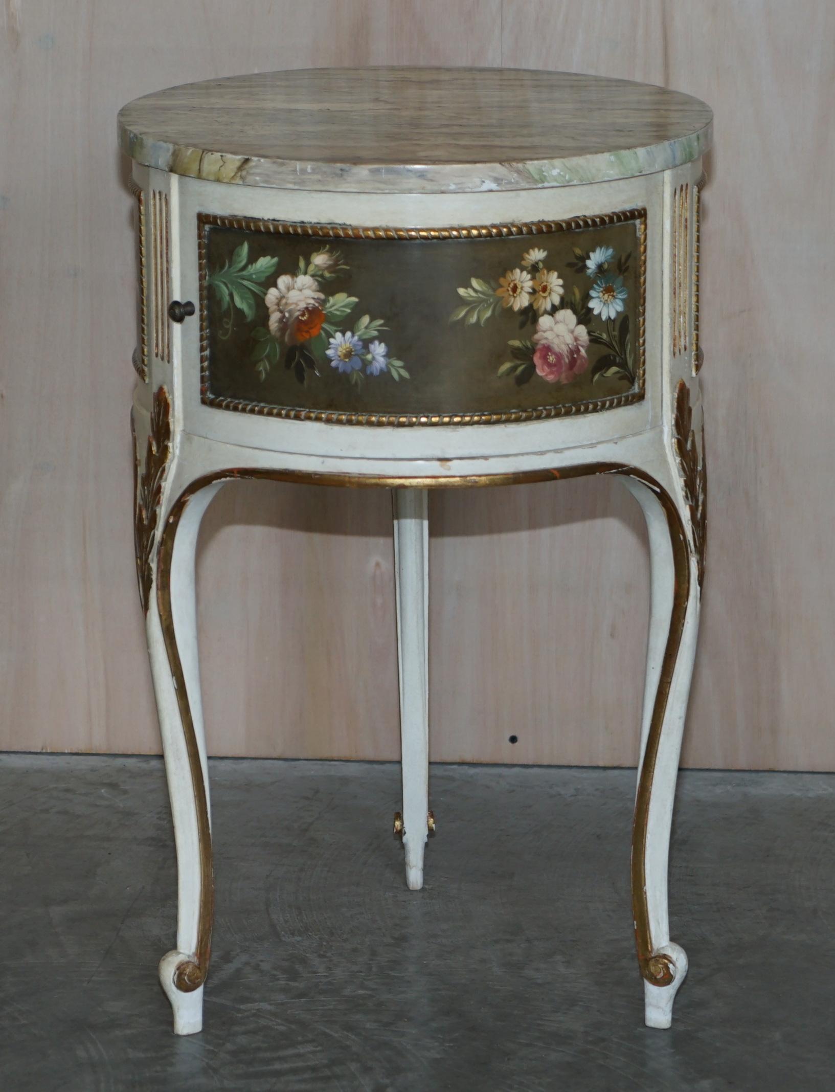 Pair of Lovely Antique Louis XVI Style Floral Hand Painted Side End Lamp Tables For Sale 9