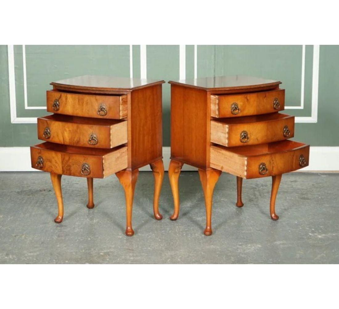 Hand-Crafted Pair of Lovely Art Deco Walnut Nightstands End Tables Queen Anne Legs