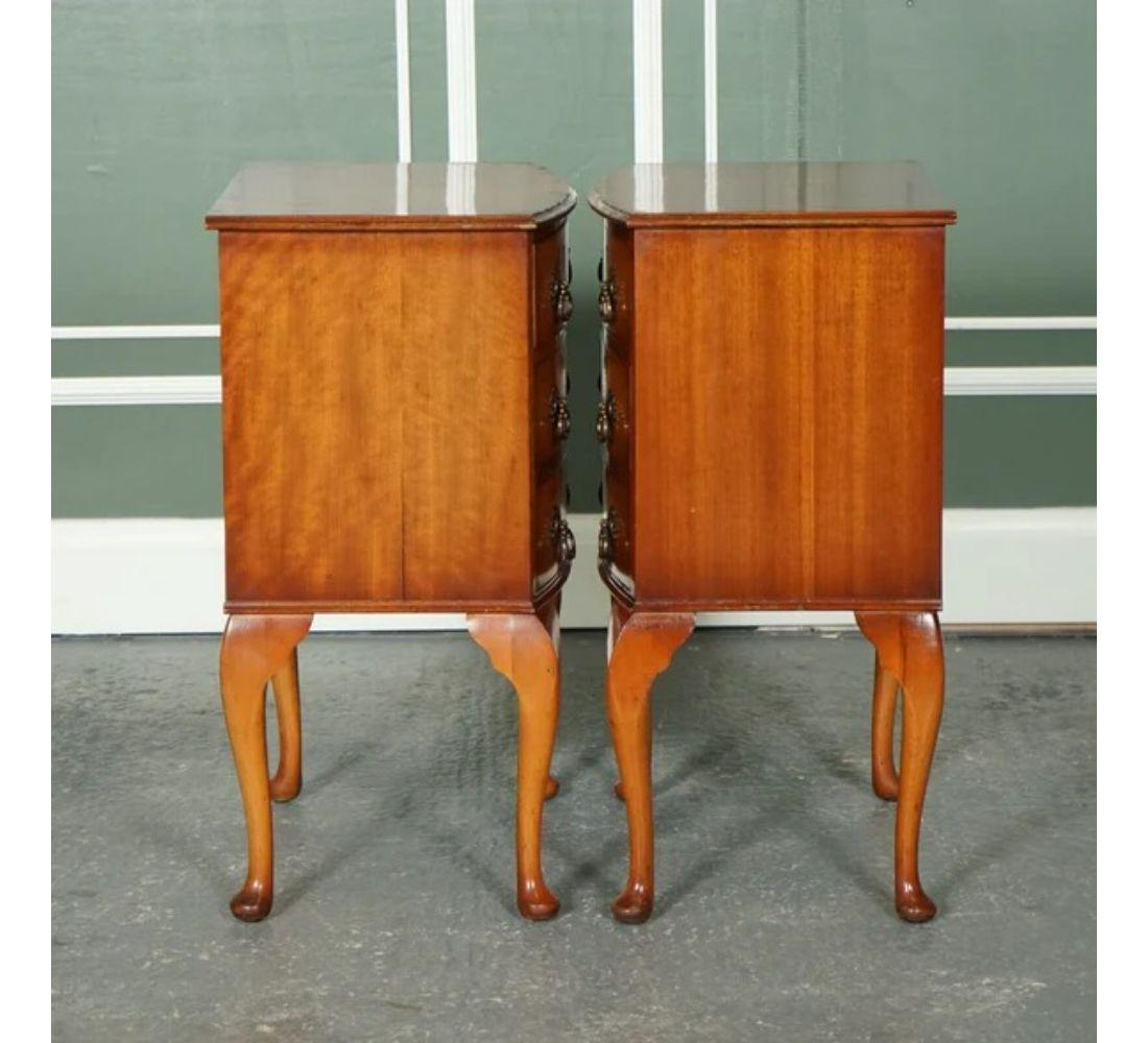 Pair of Lovely Art Deco Walnut Nightstands End Tables Queen Anne Legs 2