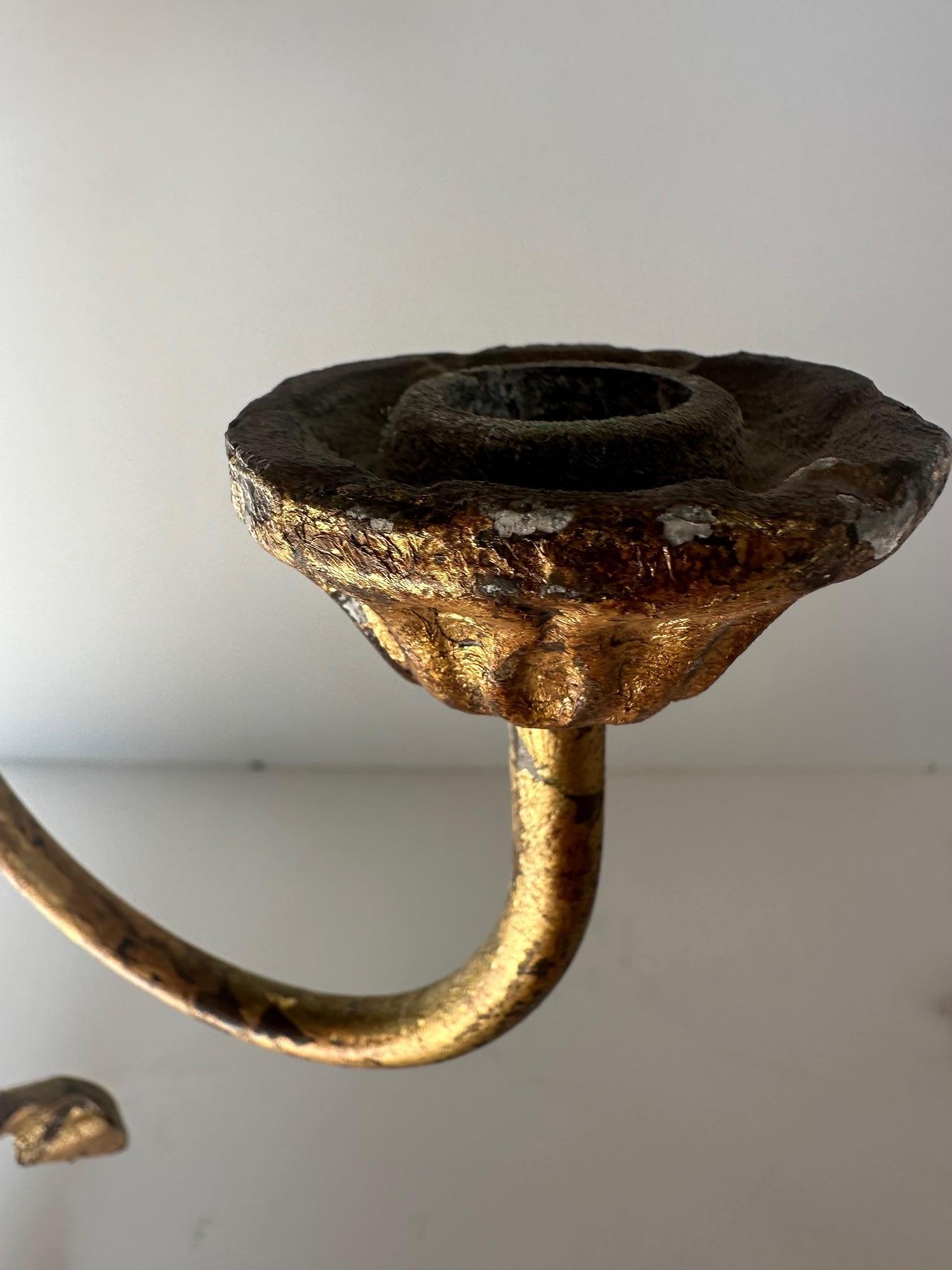 Milieu du XXe siècle Paire d'appliques à bougie françaises à motif de nœud en vente