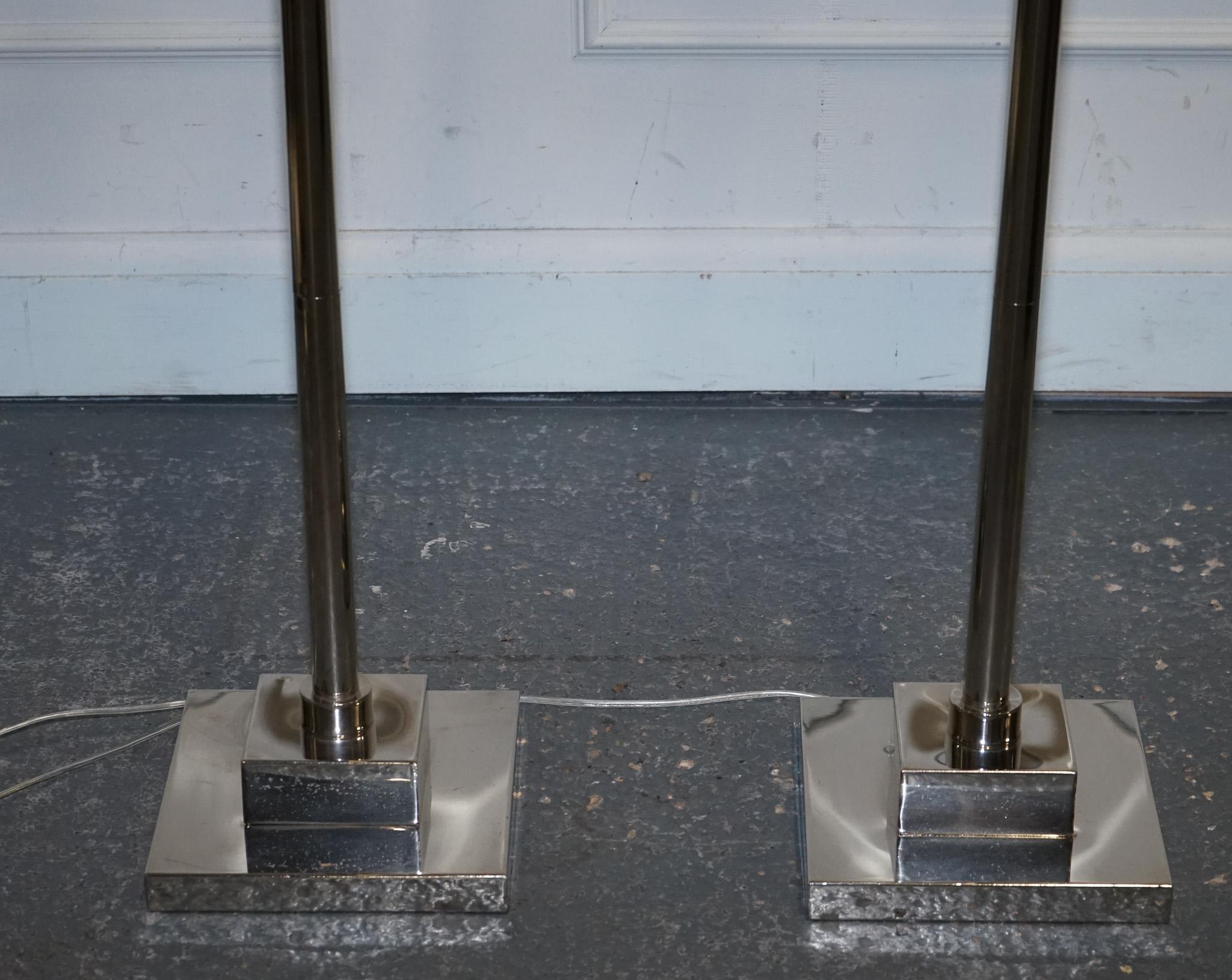 PAIR OF LOVELY FLOOR LAMPS WITH PINEAPPLE DESIGN STAiNLESS STEEL BLACK SHADE For Sale 1
