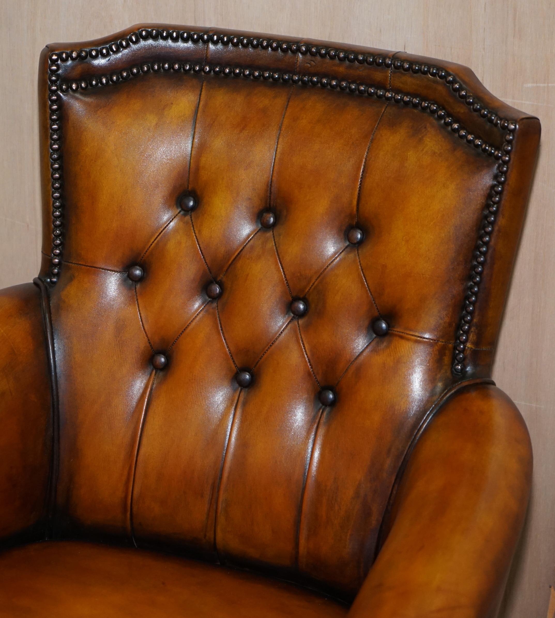 Pair of Lovely Fully Restored Chesterfield Club Whiskey Brown Leather Armchairs 9