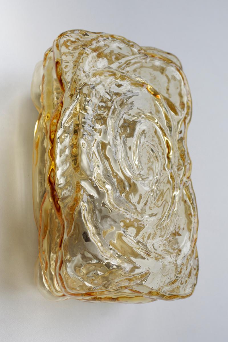 Mid-Century Modern Pair of Lovely Hand Blown Glass Wall Lights Fixtures Sconces, 1960s For Sale