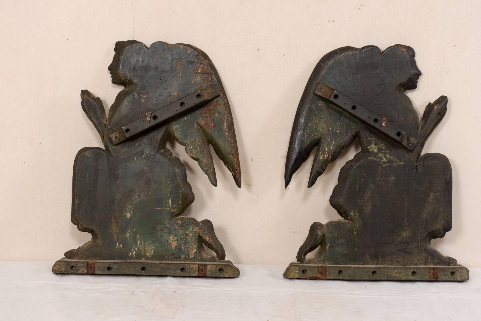 Pair of Lovely Italian 19th Century Painted Wood Angel Plaques For Sale 4