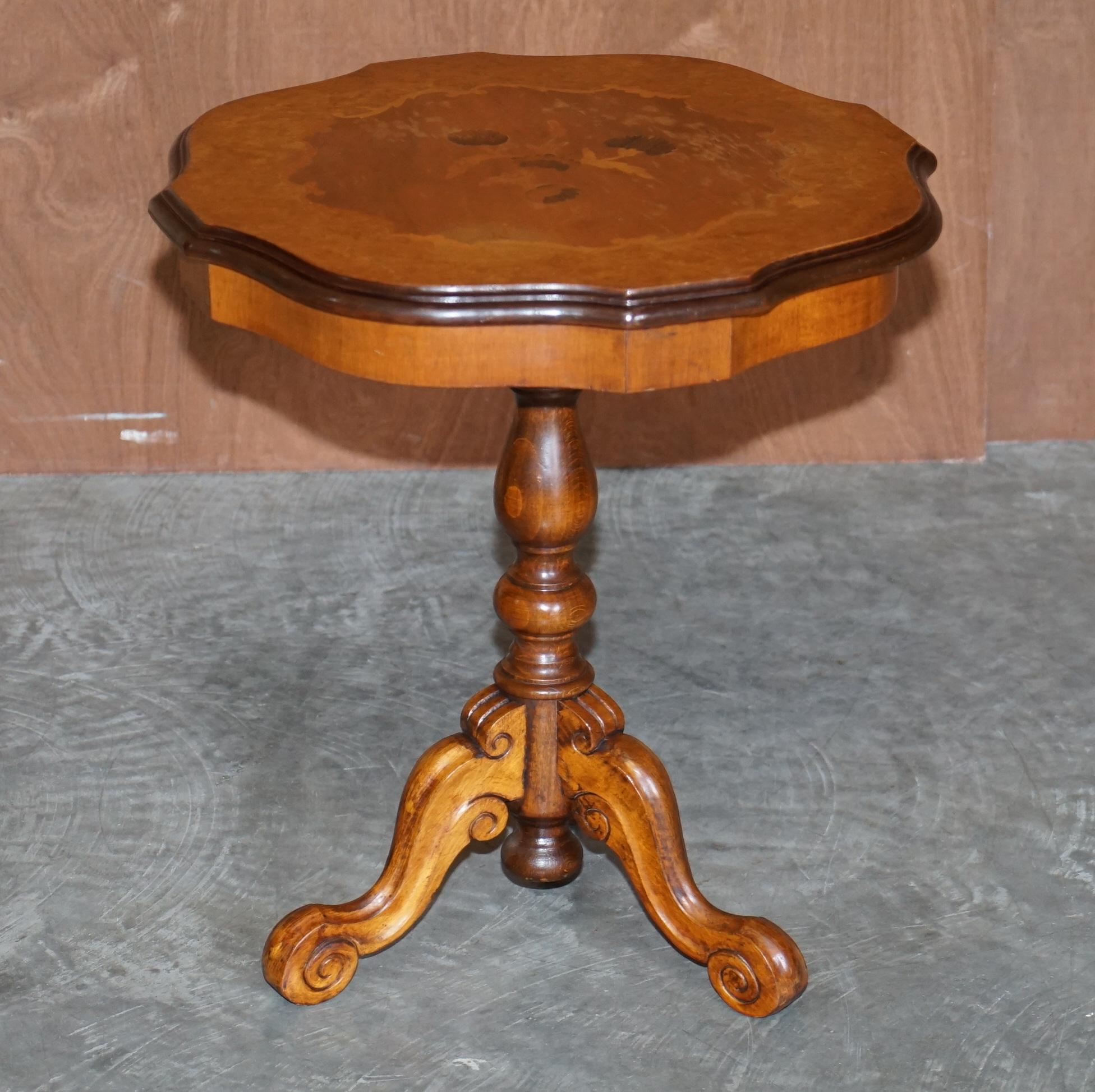 We are delighted to offer for sale this pair of vintage Italian Marquetry inlaid burr walnut and mahogany side tables 

A good looking and decorative pair, each top is inlaid with floral decorations, one table has a burr walnut boarder, the other