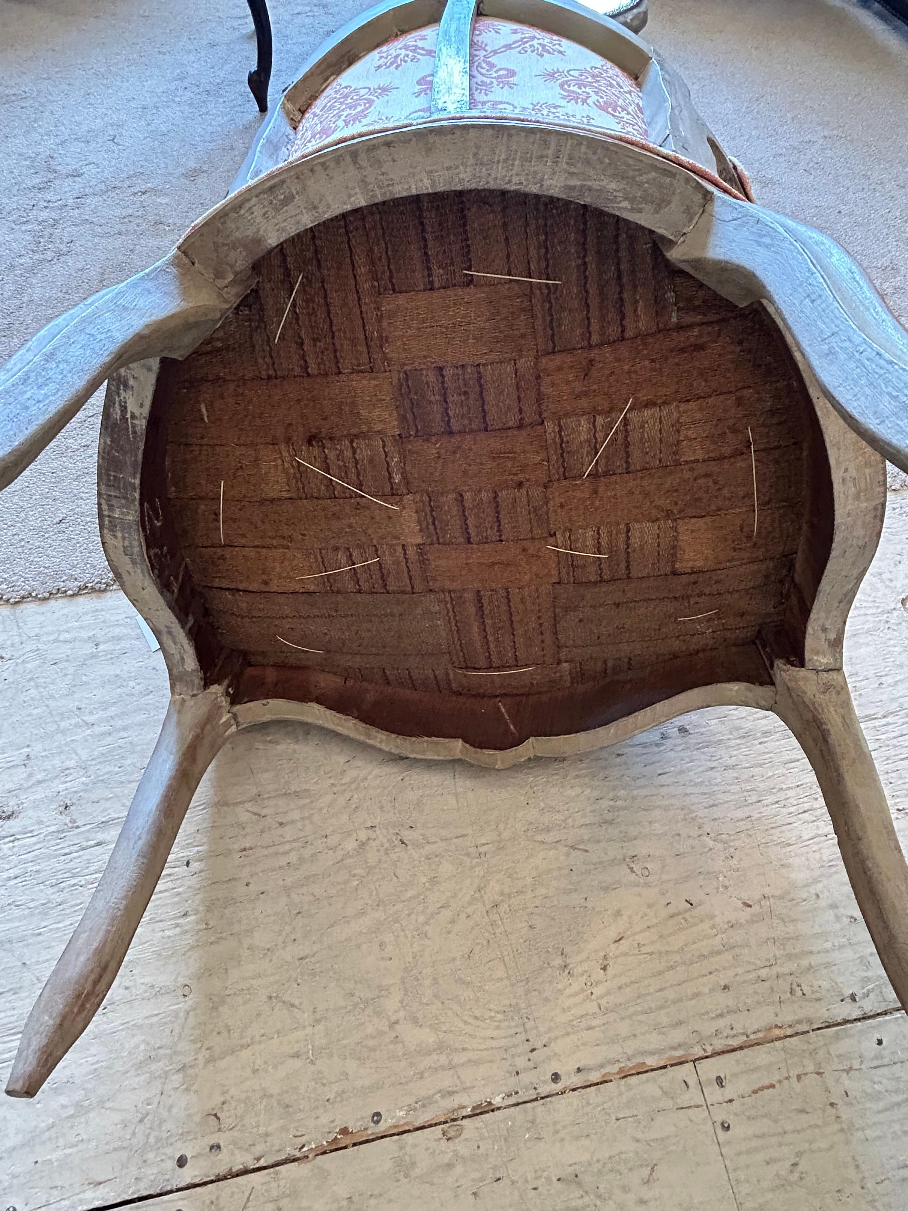 Pair of Lovely Small 19th Century French Painted Louis XVI Bergere Chairs For Sale 15