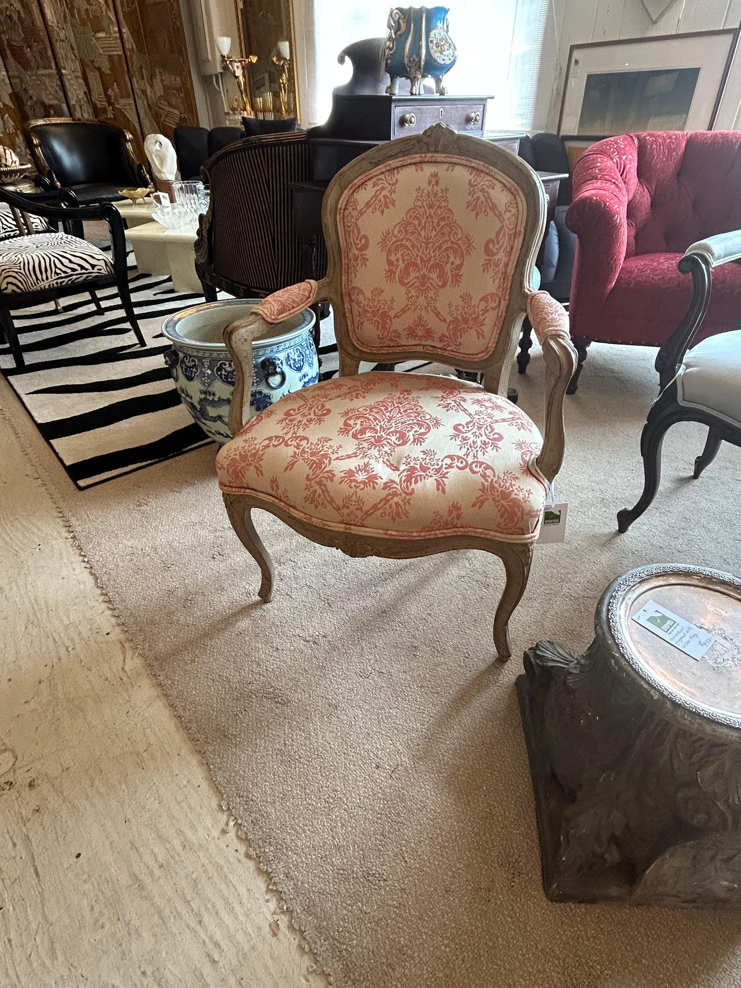 Pair of Lovely Small 19th Century French Painted Louis XVI Bergere Chairs For Sale 2