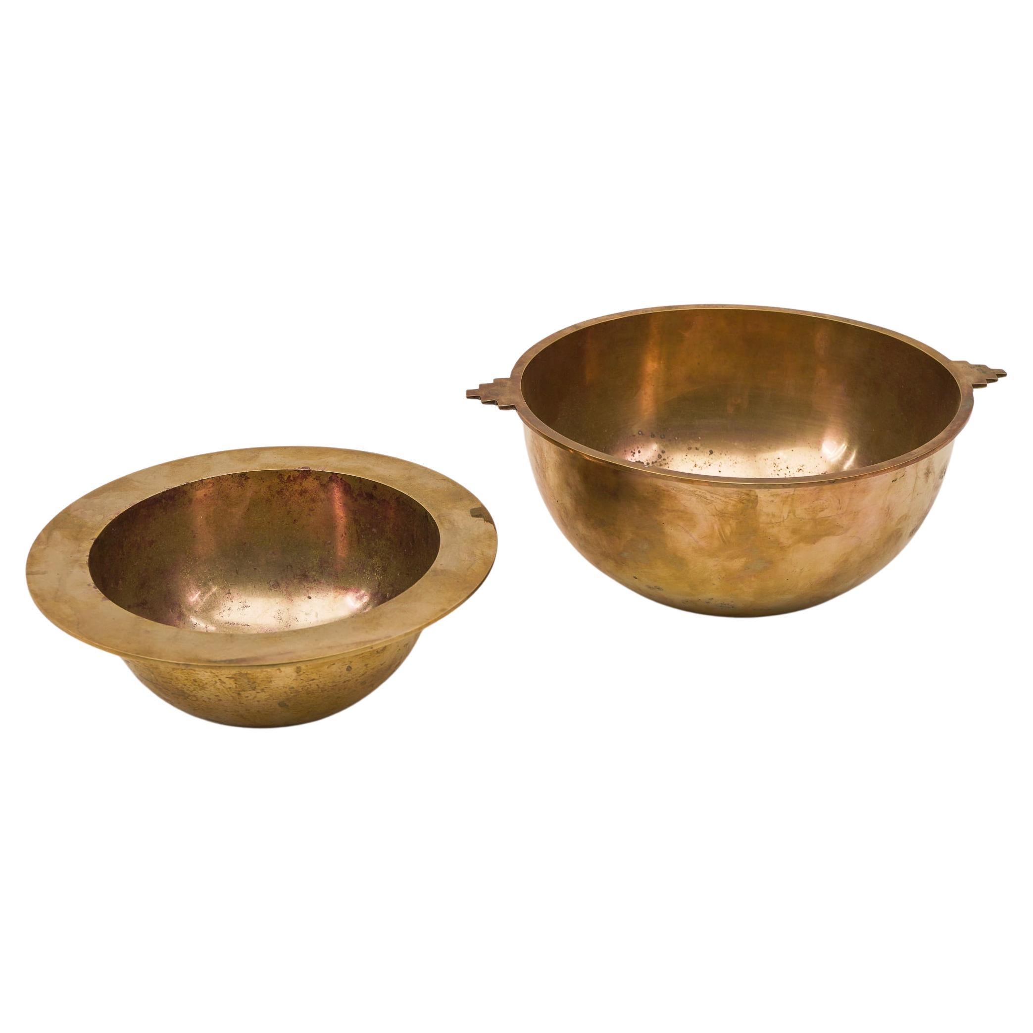 Pair of Lovely Solid Brass Bowls from the 1950s For Sale