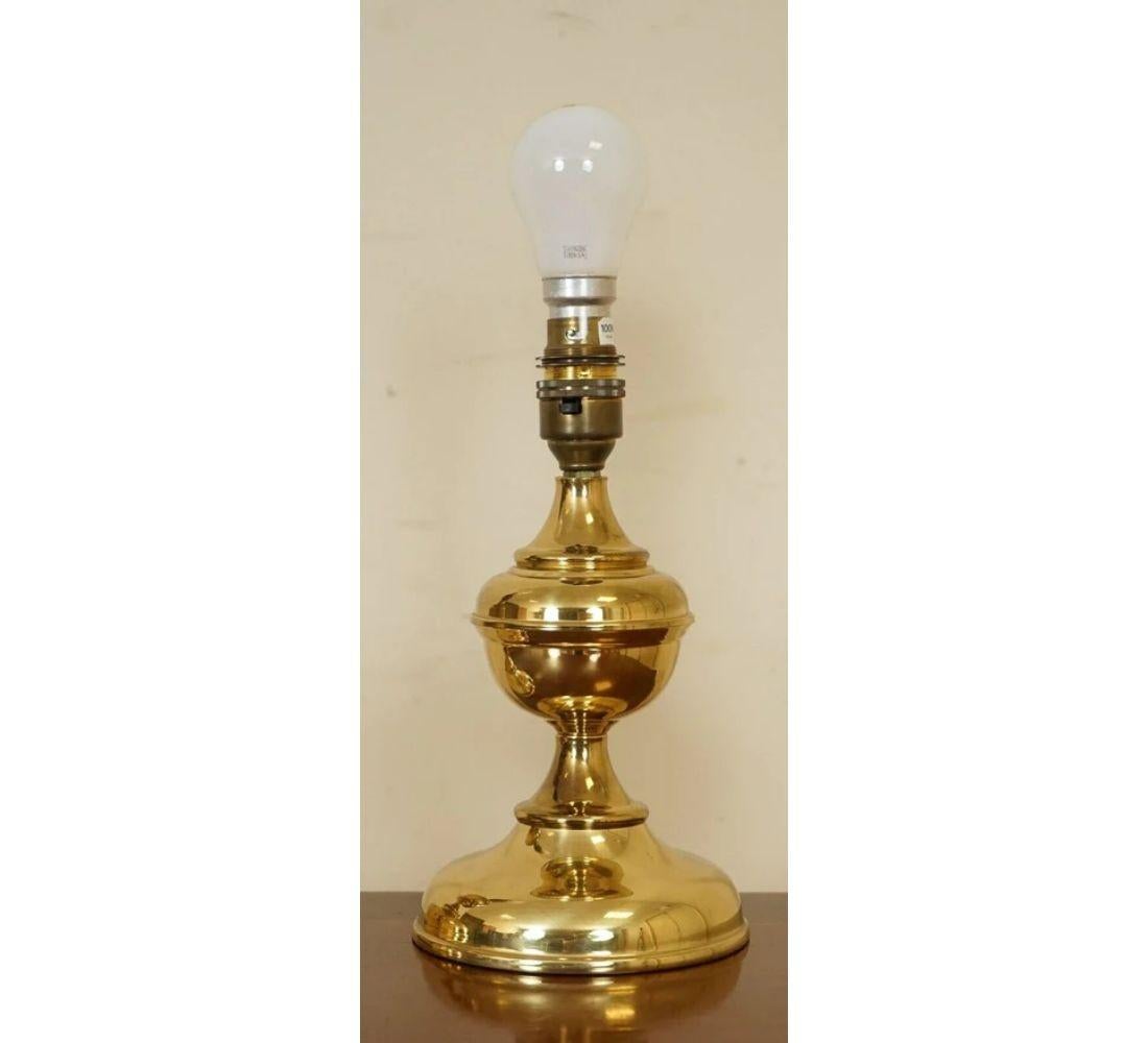 Paar schöne Lampen im Vintage-Messing-Look (Viktorianisch) im Angebot